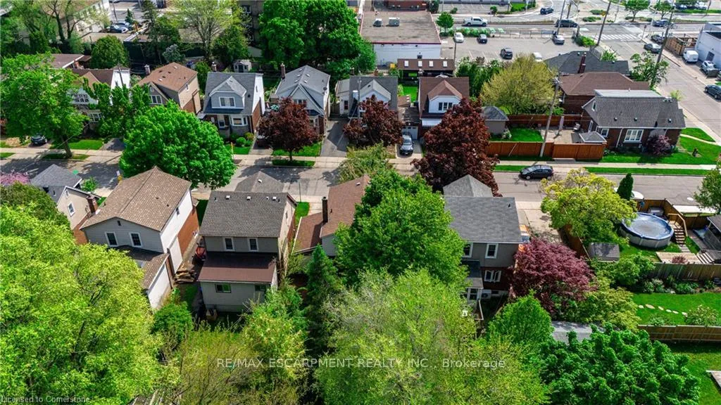 Photo 6 of 136 Glen Road, Hamilton, Westdale — HOMEH