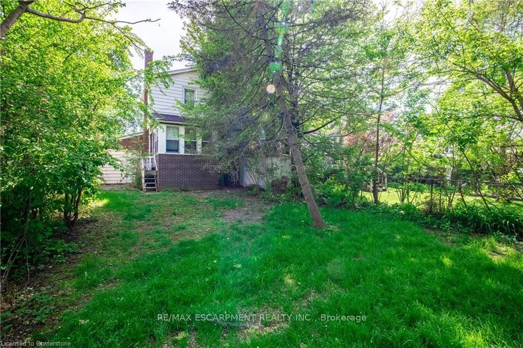 Photo 10 of 136 Glen Road, Hamilton, Westdale — HOMEH