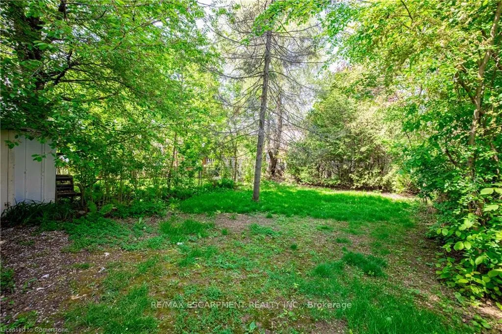 Photo 11 of 136 Glen Road, Hamilton, Westdale — HOMEH