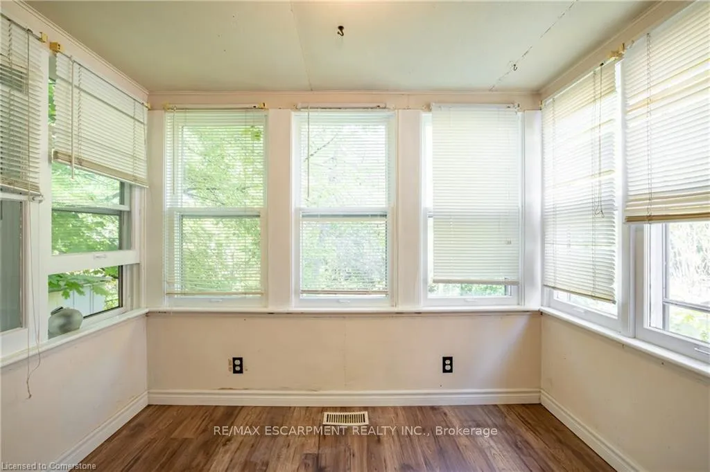 Photo 25 of 136 Glen Road, Hamilton, Westdale — HOMEH