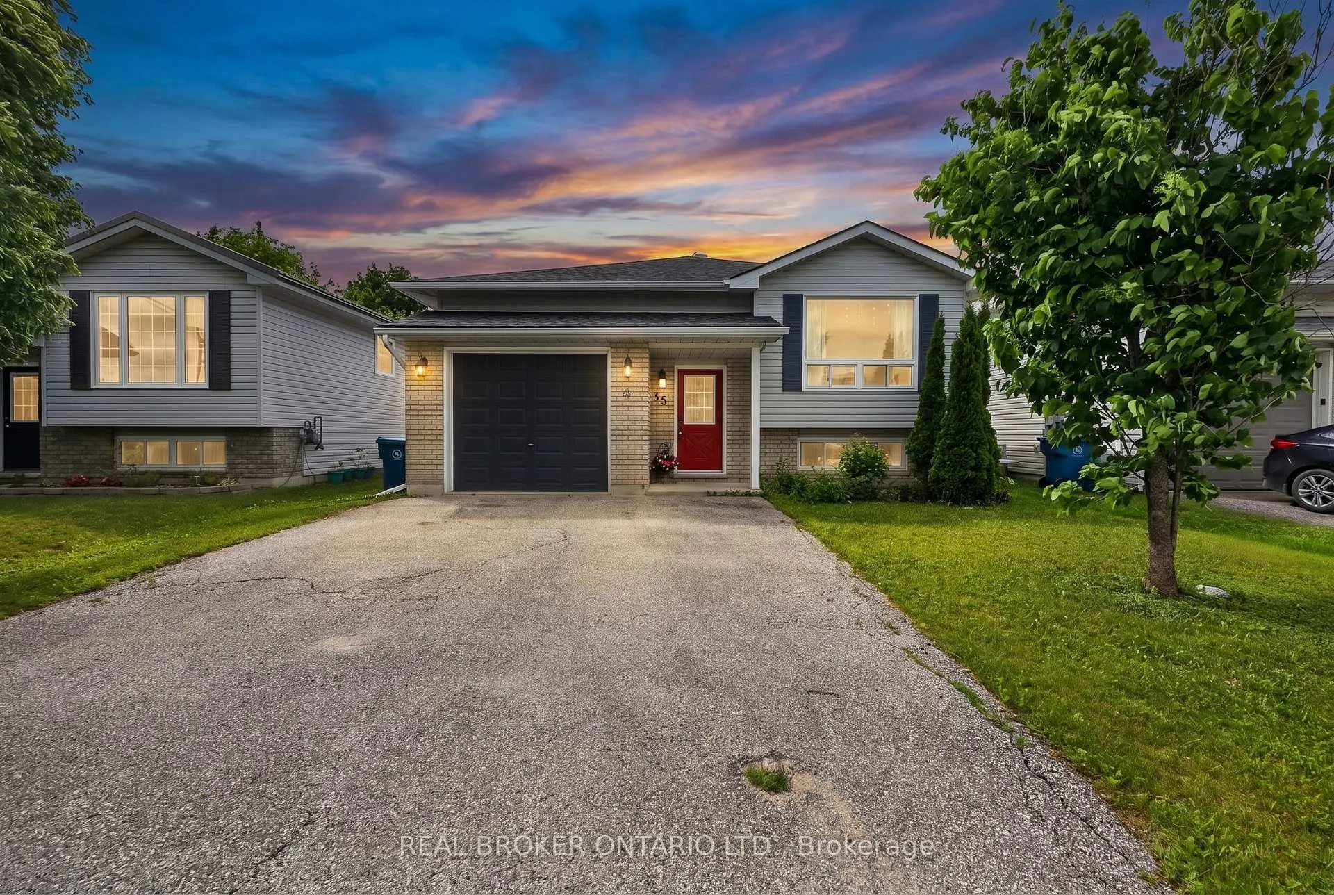 Front of 35 Courtney Crescent