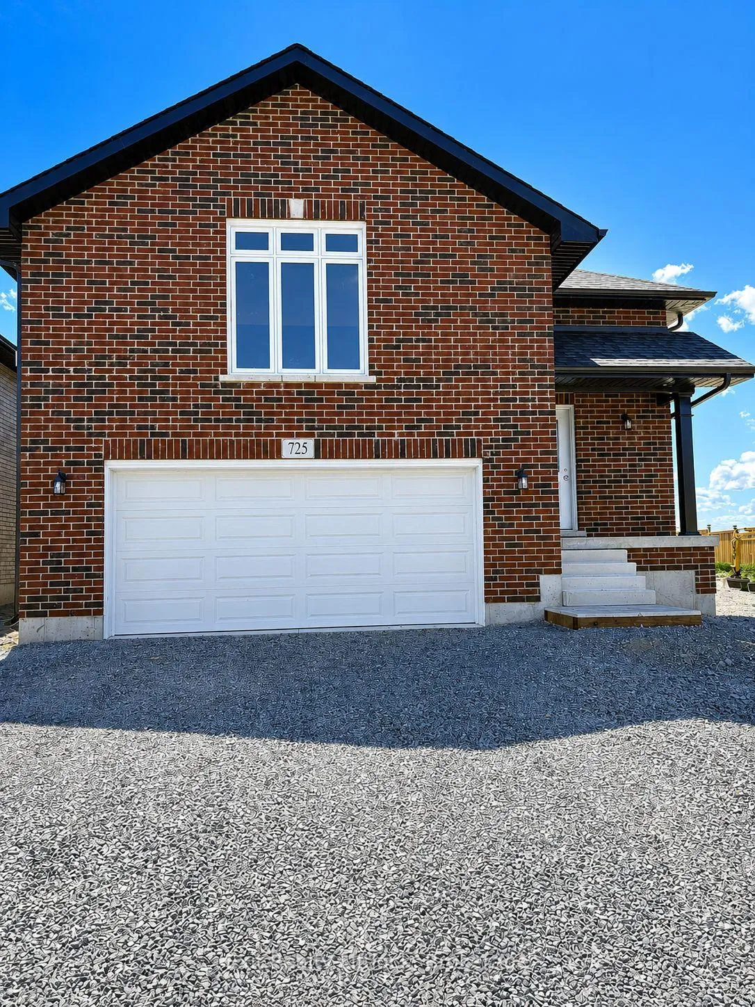 Photo 1 of 725 Latimer Way, Peterborough, Monaghan Ward 2 — HOMEH