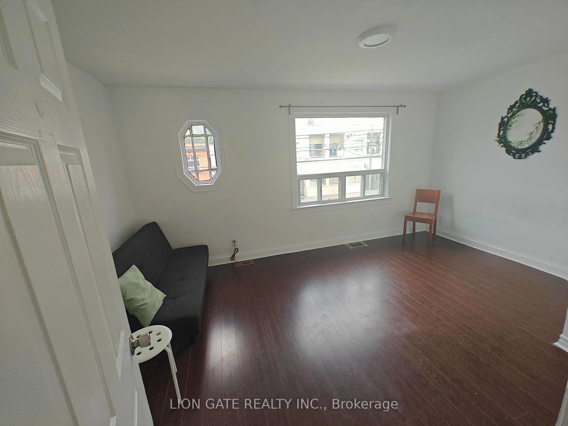 Photo 9 of Unit upper, 287 Parliament Street, Toronto, Regent Park — HOMEH