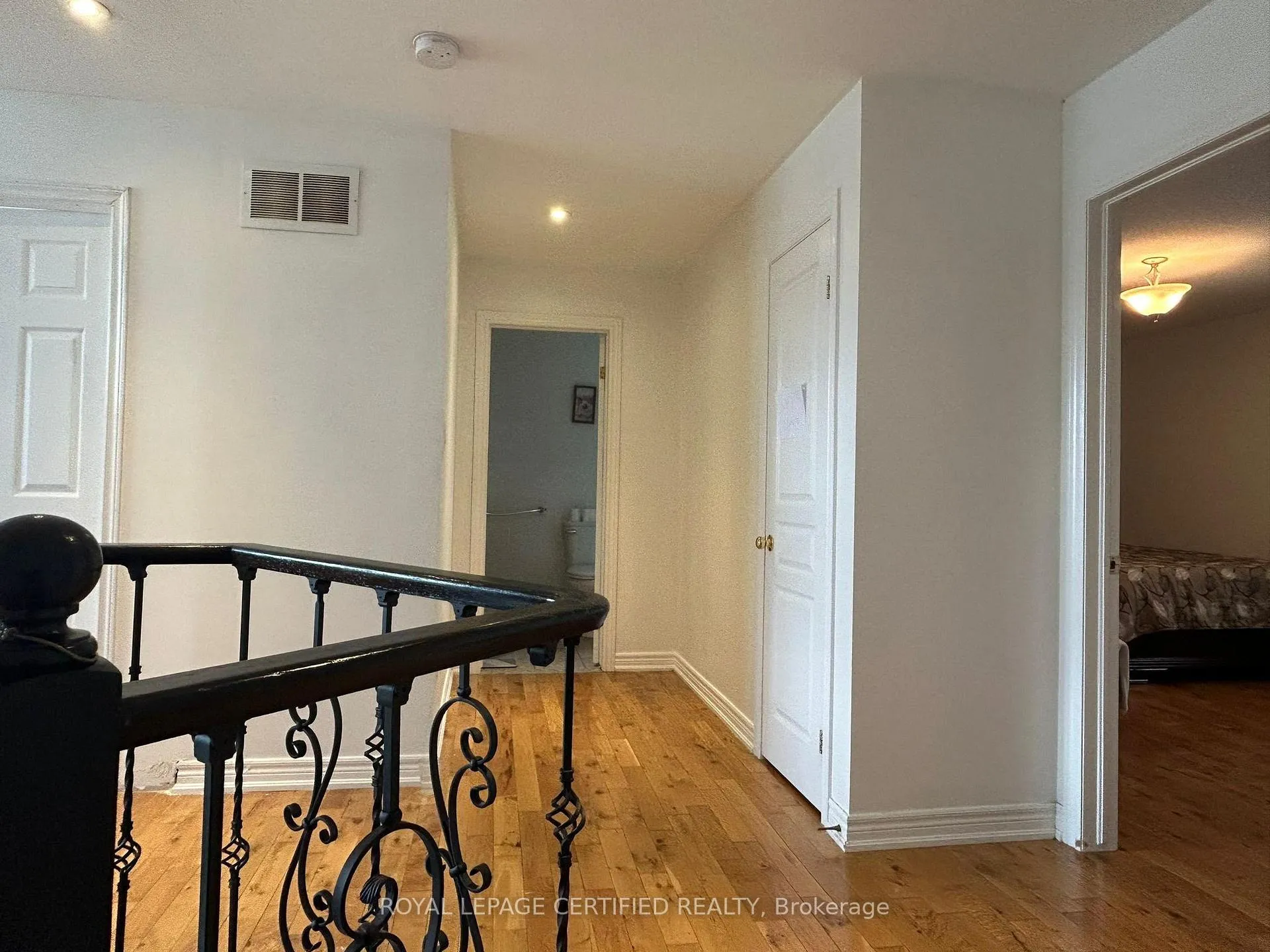 Photo 8 of 197 Joshua Avenue, Hamilton, Ancaster — HOMEH