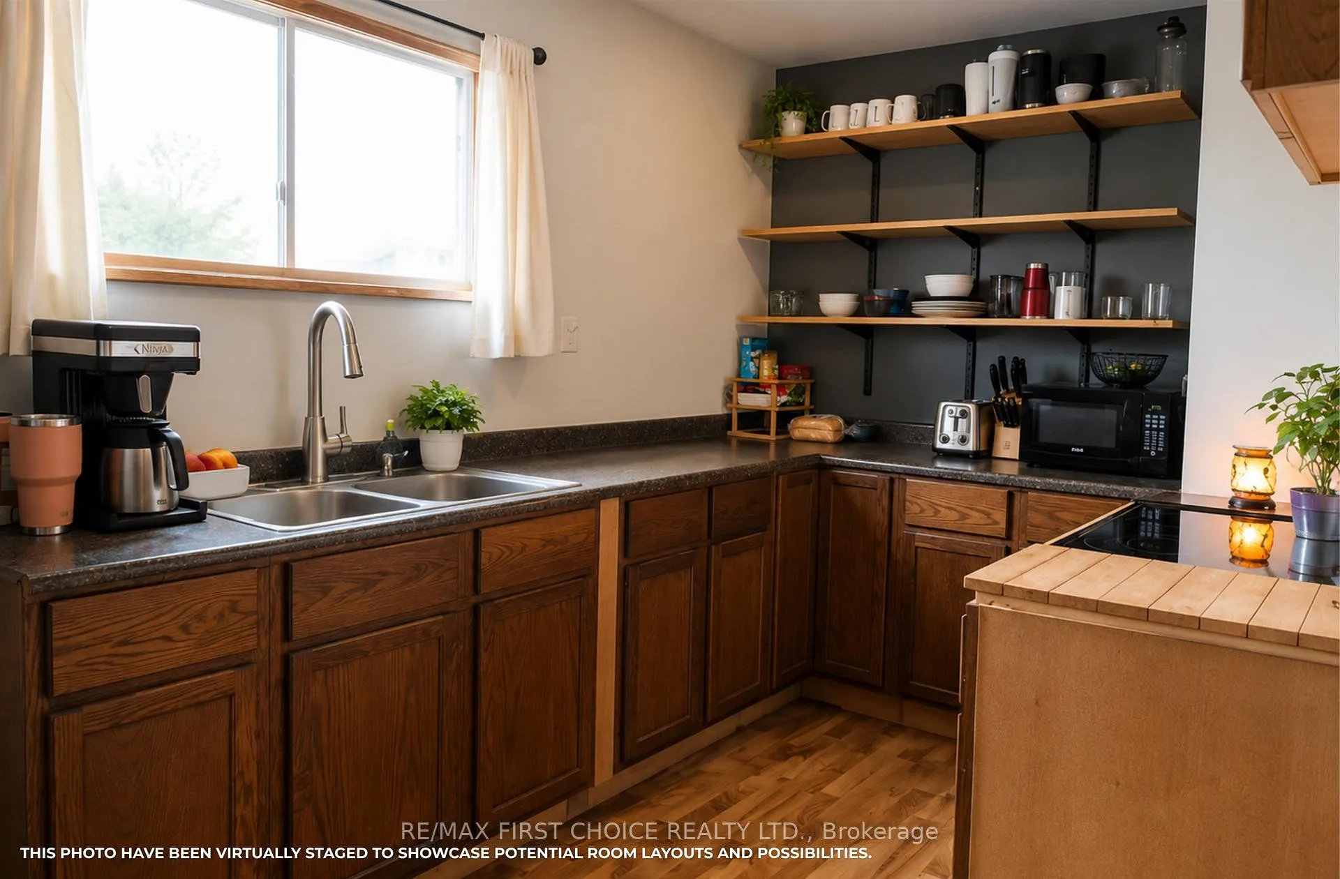 Photo 3 of 602 Third Street W, Fort Frances — HOMEH