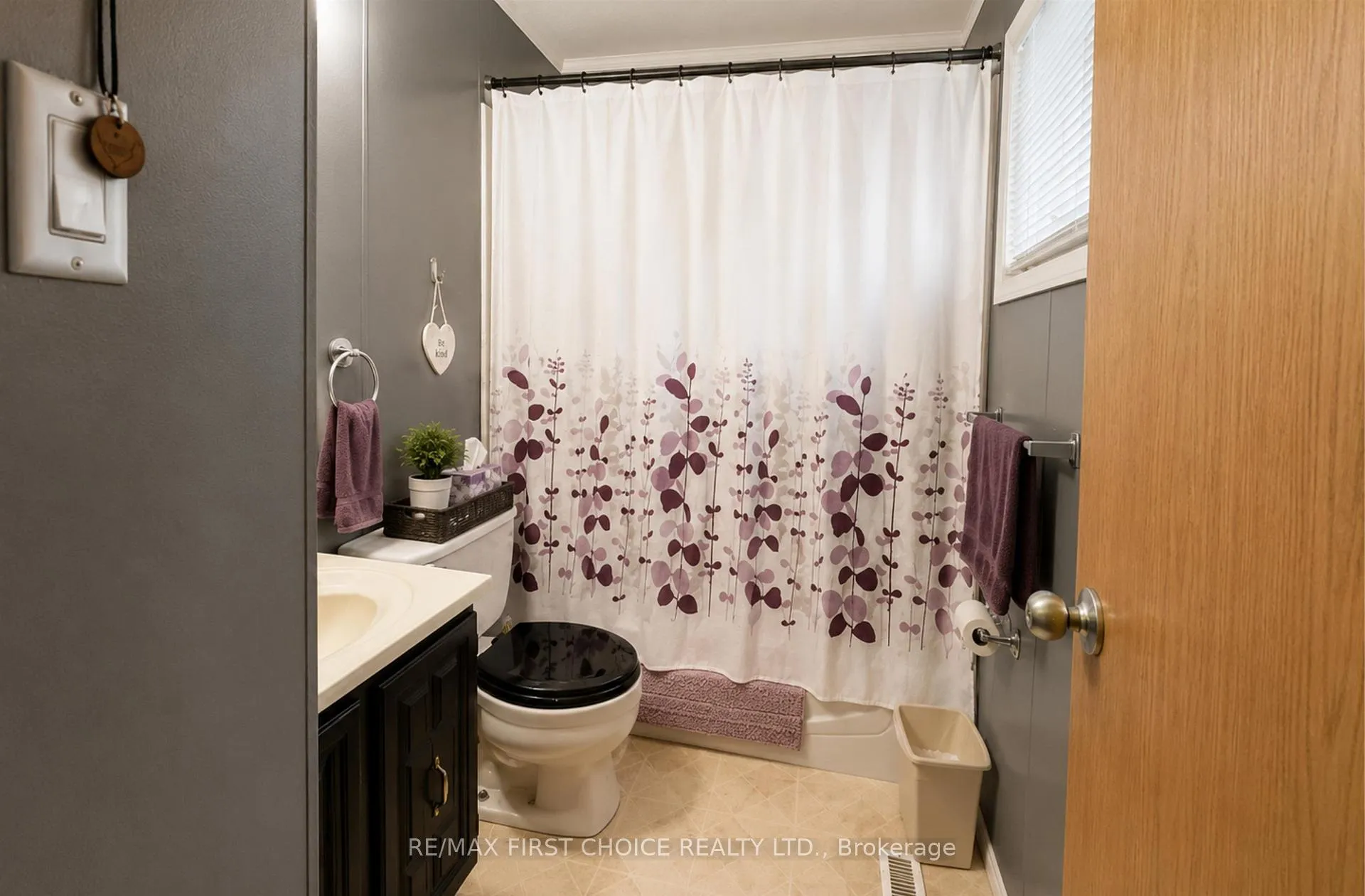 Photo 6 of 602 Third Street W, Fort Frances — HOMEH