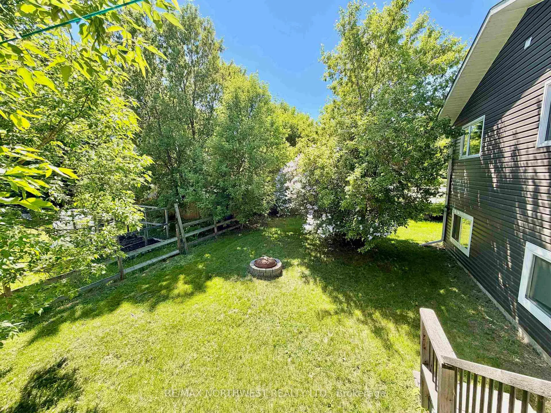 Photo 4 of 73 Norman Drive, Kenora, Norman — HOMEH
