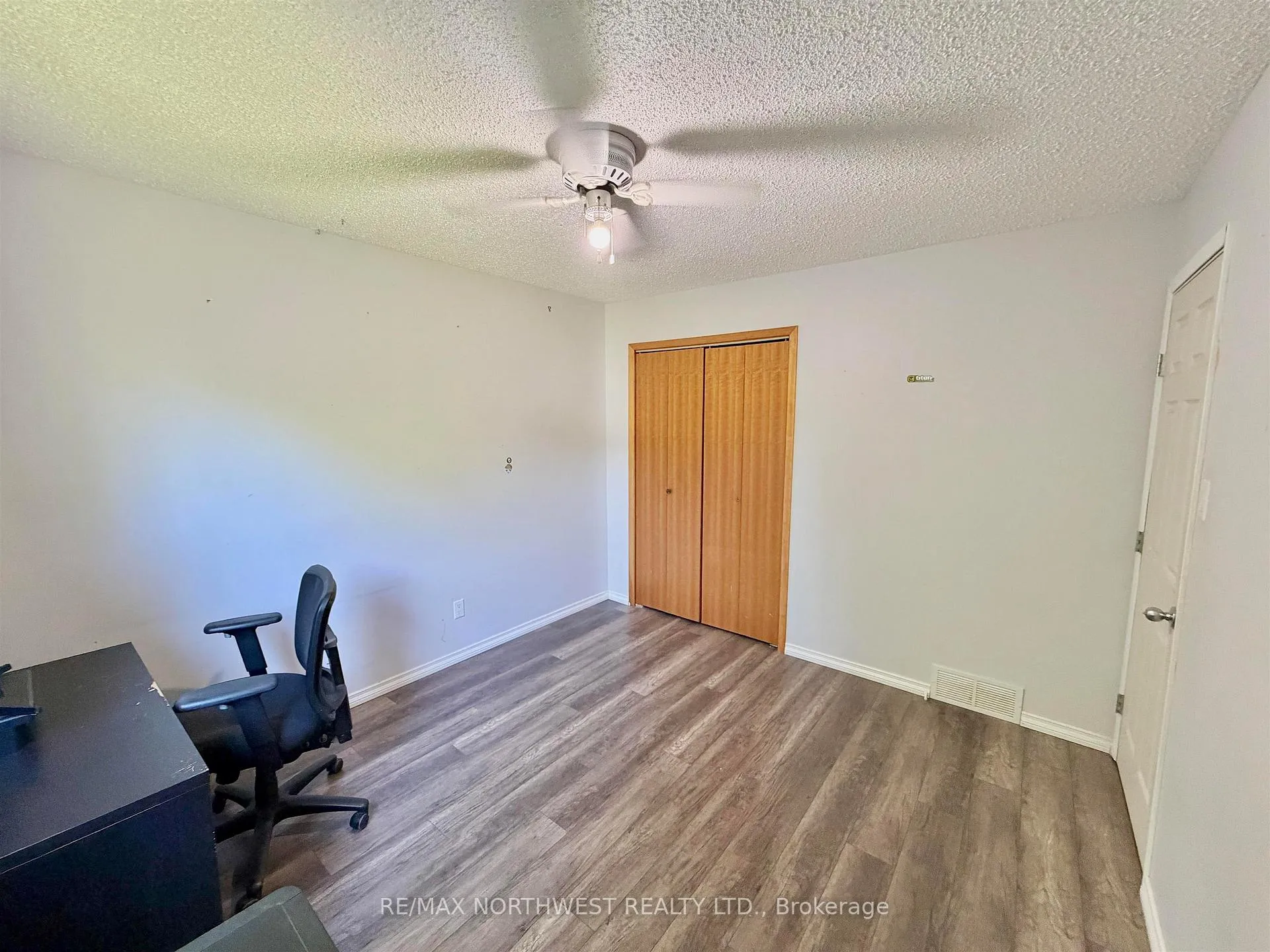 Photo 15 of 73 Norman Drive, Kenora, Norman — HOMEH