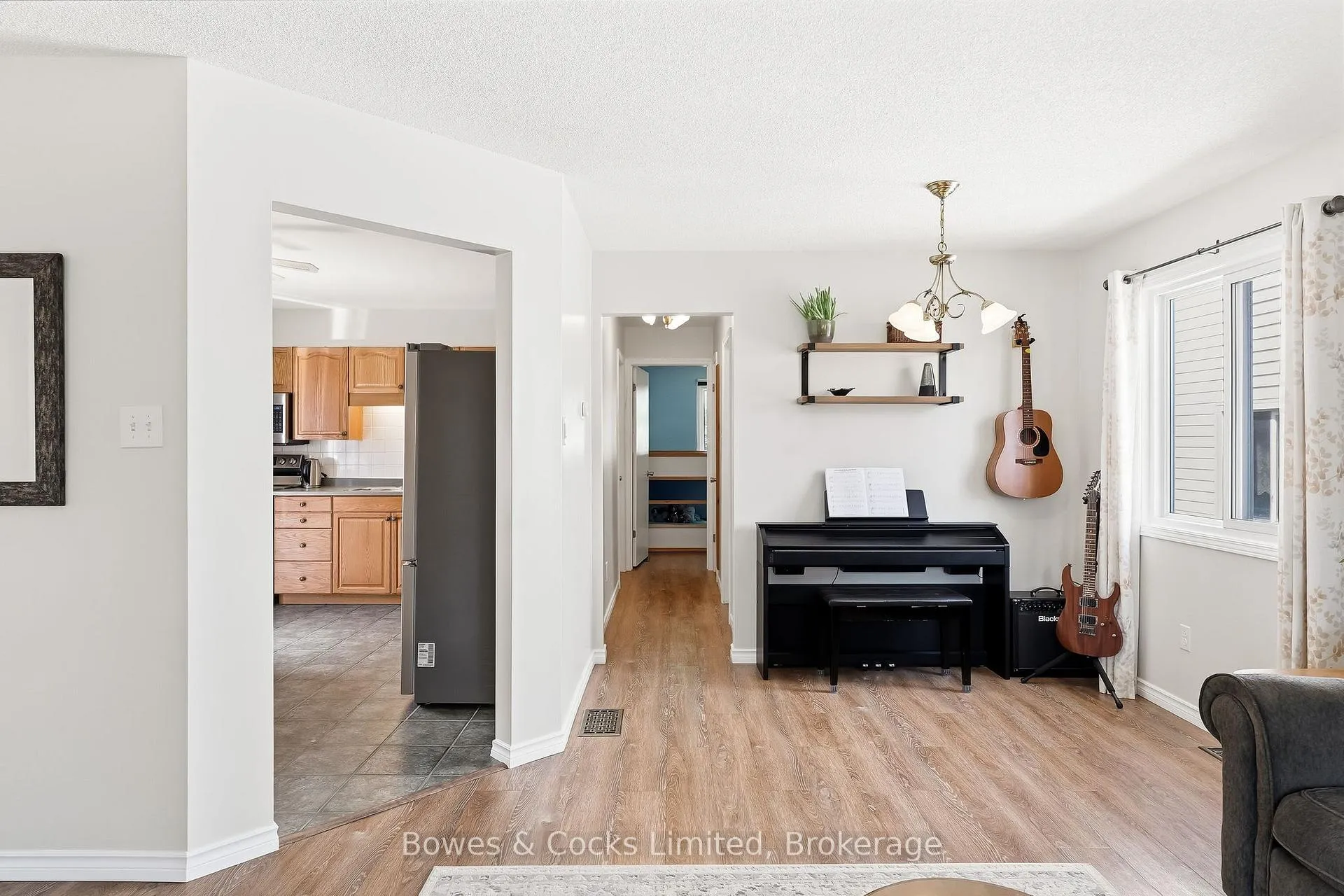 Photo 14 of 1247 Huntington Circle, Peterborough, Otonabee Ward 1 — HOMEH