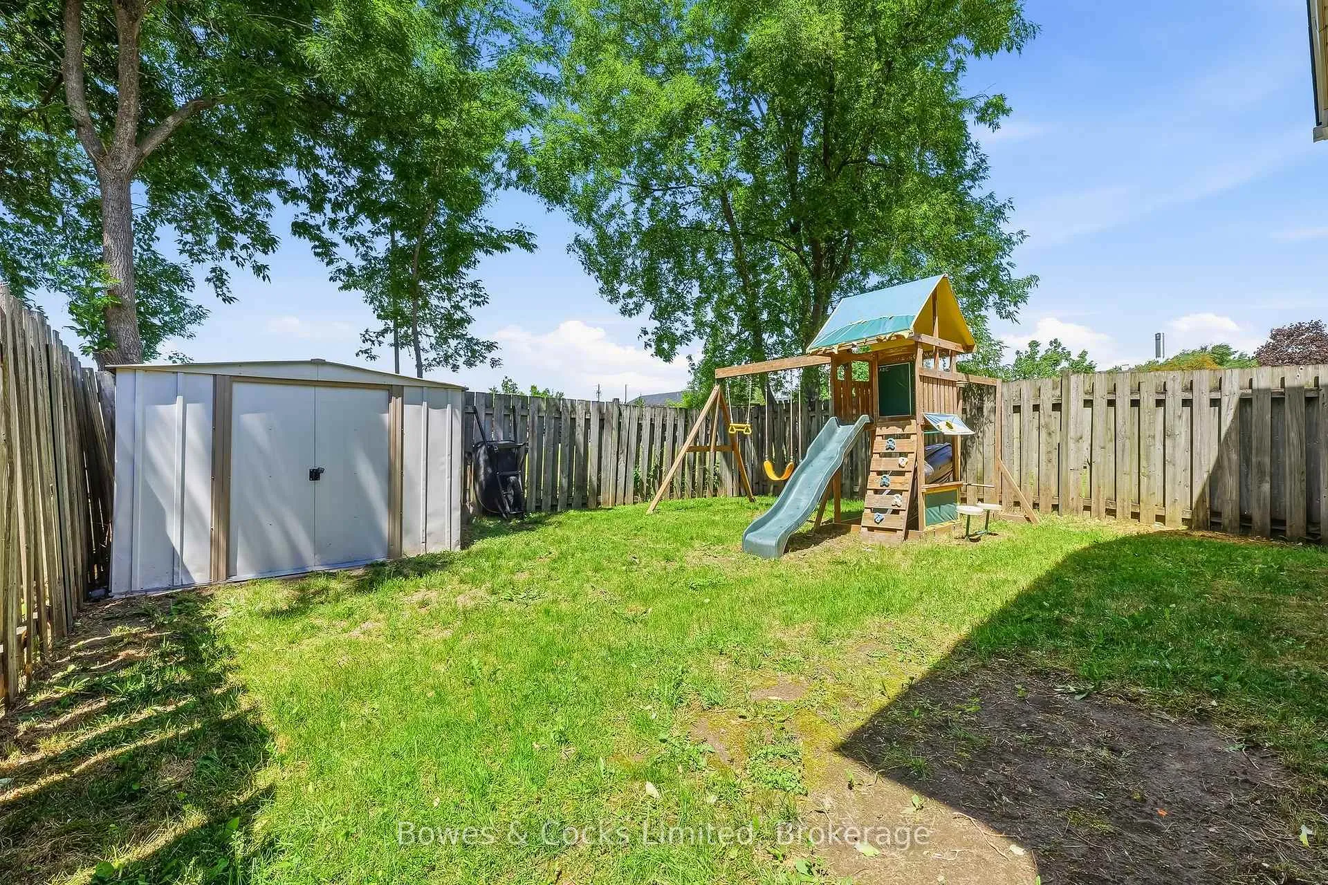 Photo 30 of 1247 Huntington Circle, Peterborough, Otonabee Ward 1 — HOMEH
