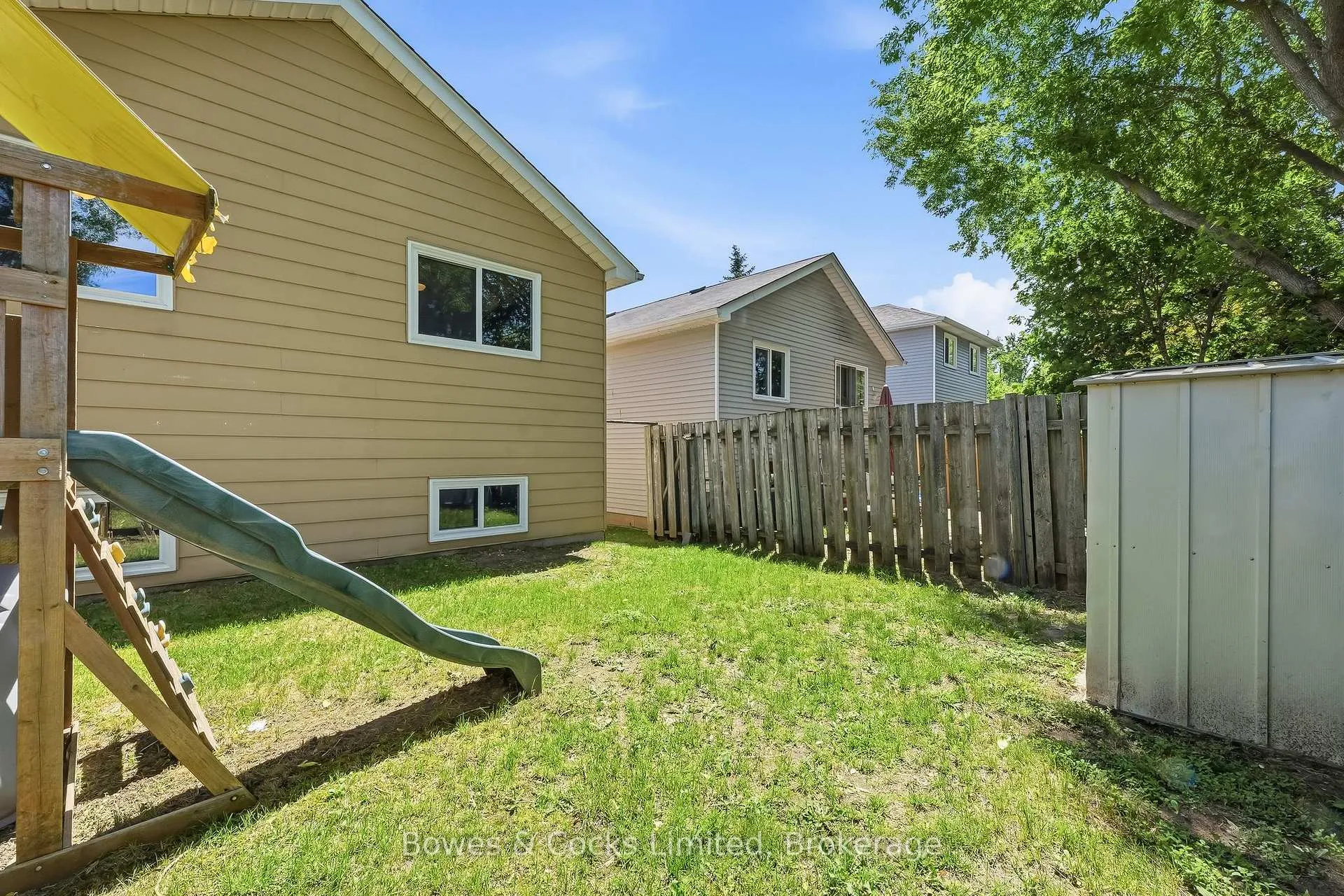 Photo 31 of 1247 Huntington Circle, Peterborough, Otonabee Ward 1 — HOMEH