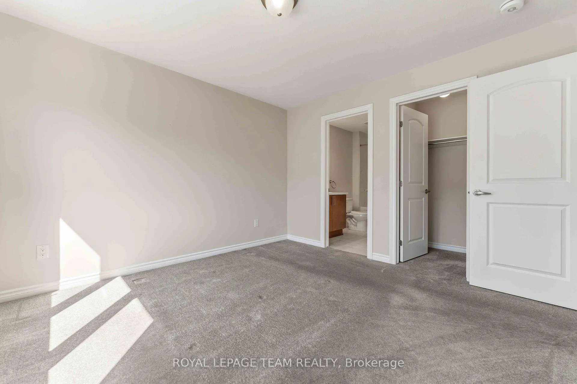 Photo 14 of 1184 Chapman Mills Drive, Ottawa, Barrhaven - Heritage Park — HOMEH