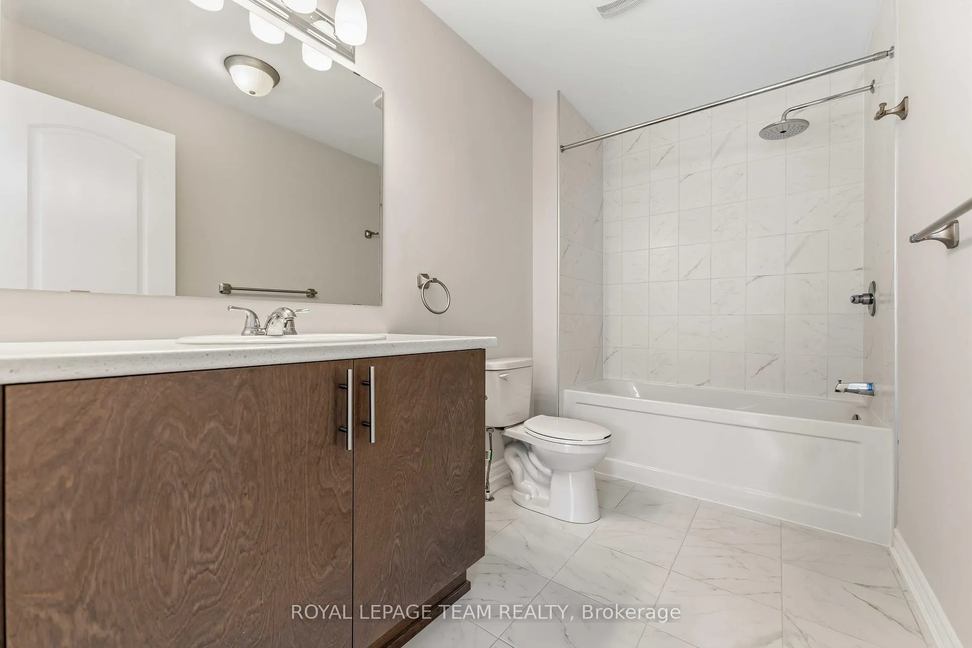 Photo 16 of 1184 Chapman Mills Drive, Ottawa, Barrhaven - Heritage Park — HOMEH