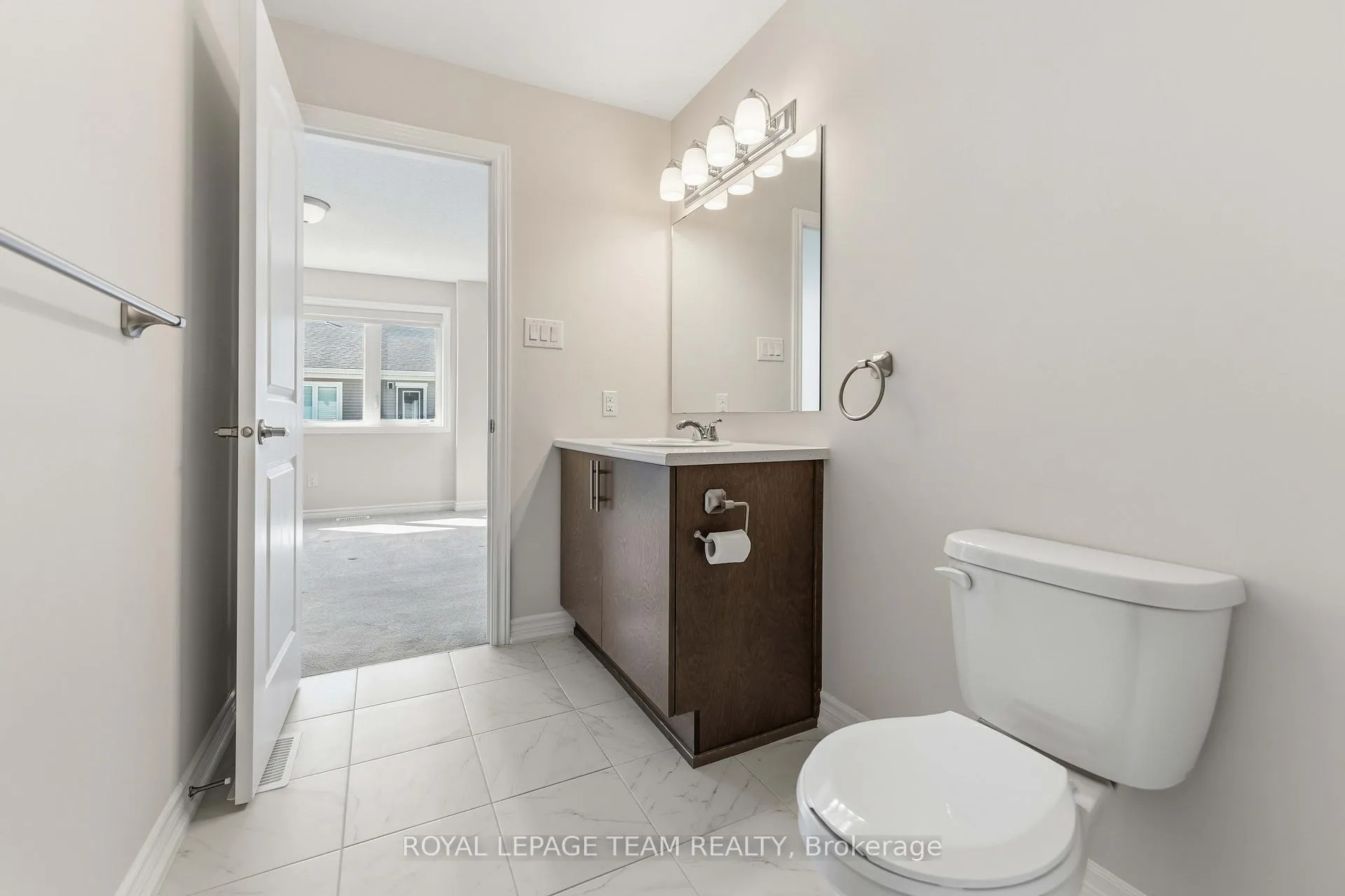 Photo 17 of 1184 Chapman Mills Drive, Ottawa, Barrhaven - Heritage Park — HOMEH