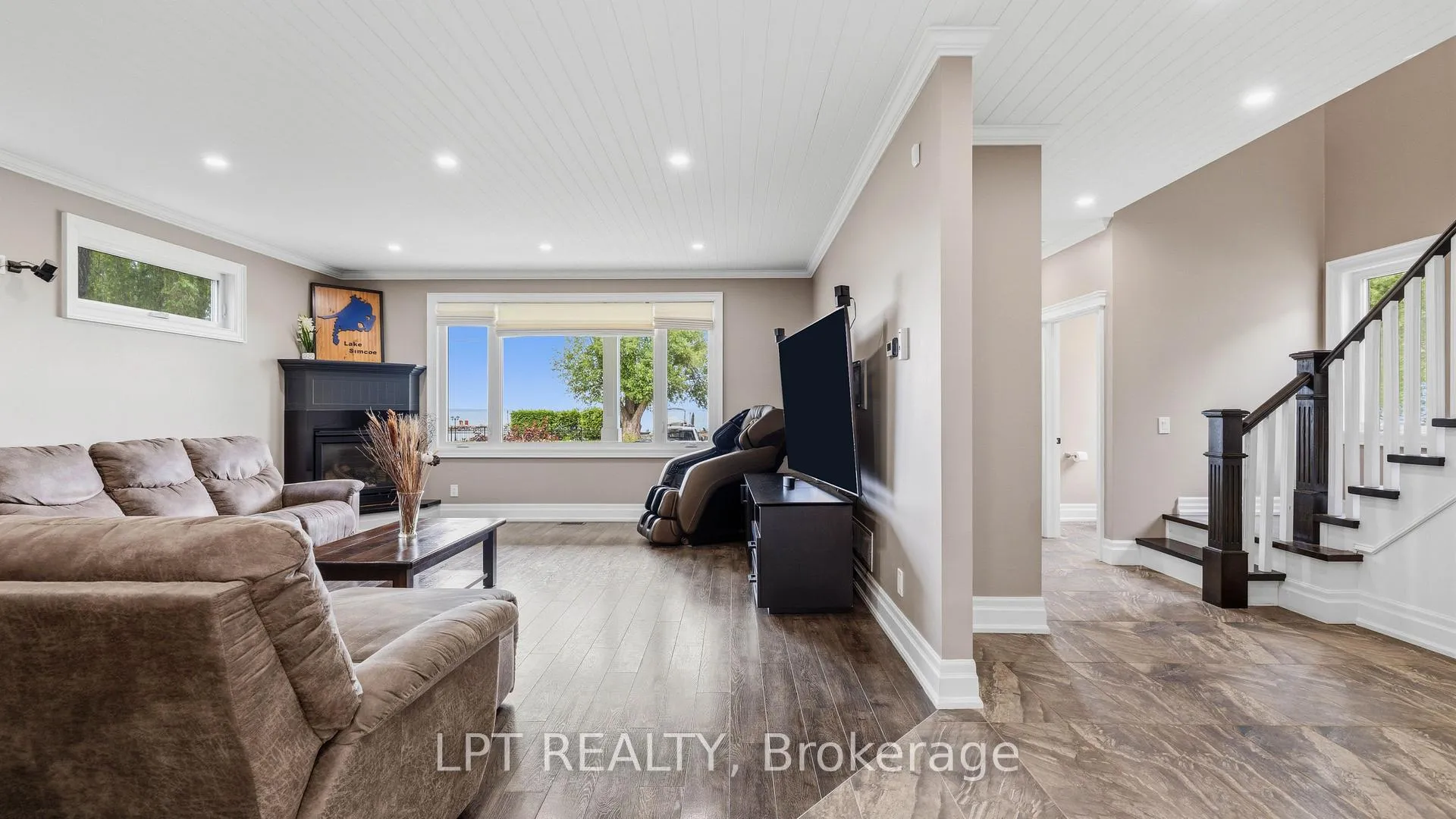 Photo 50 of 165 Lake Drive E, Georgina, Historic Lakeshore Communities — HOMEH