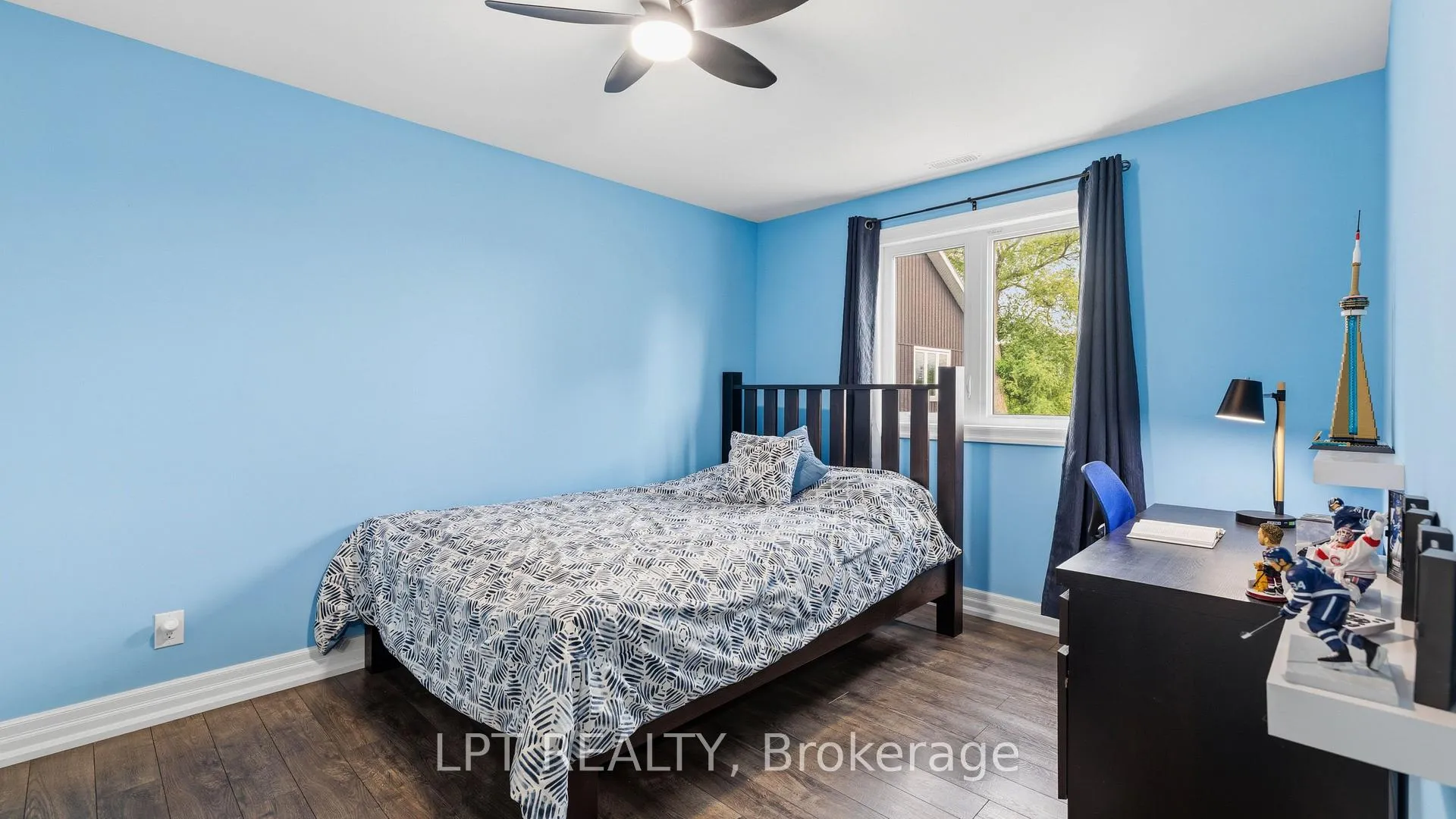 Photo 28 of 165 Lake Drive E, Georgina, Historic Lakeshore Communities — HOMEH