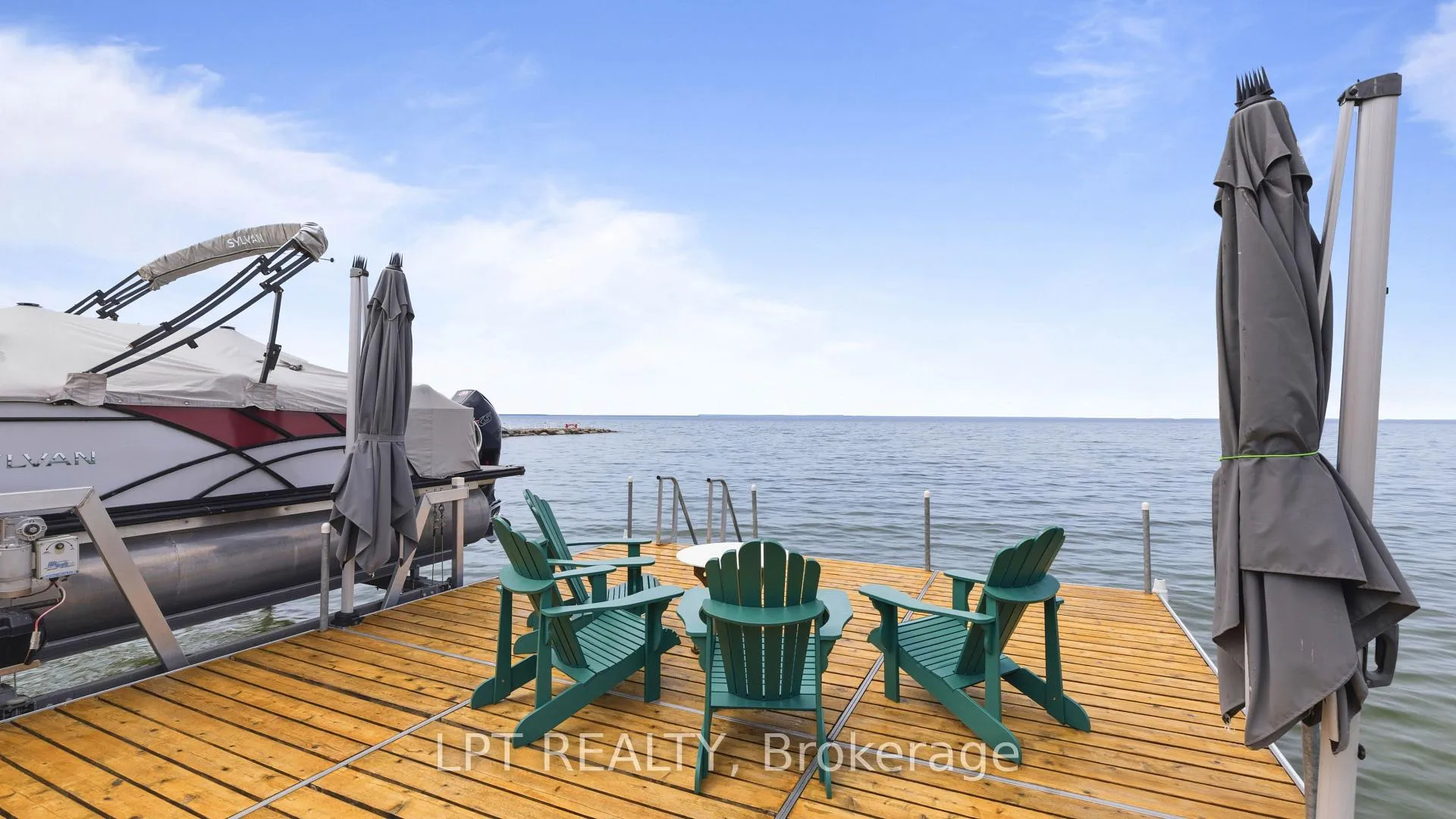 Photo 55 of 165 Lake Drive E, Georgina, Historic Lakeshore Communities — HOMEH