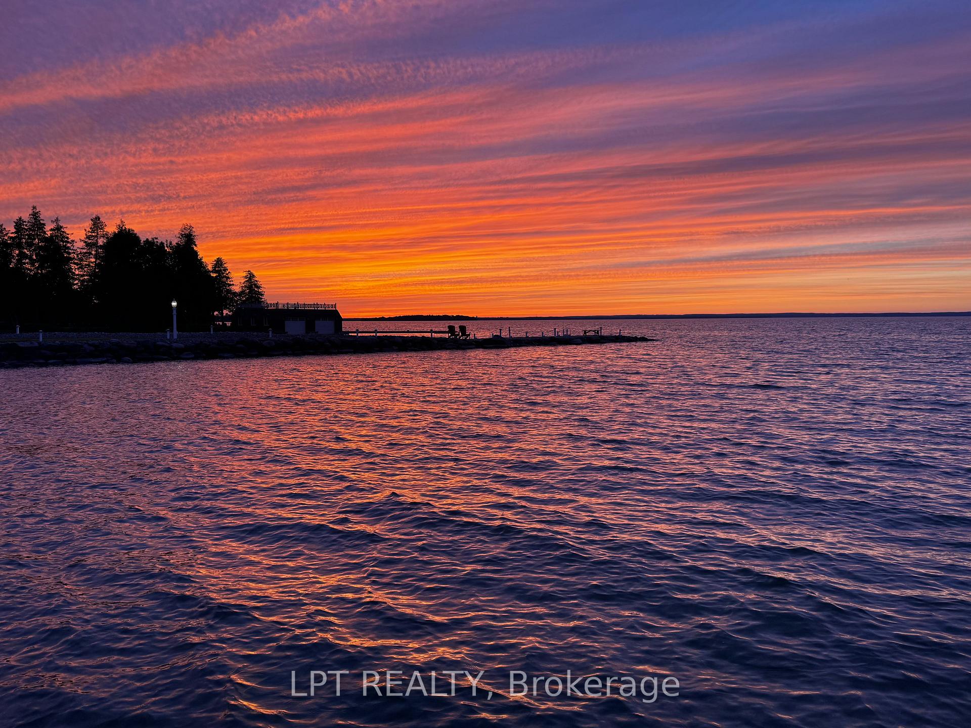 Photo 46 of 165 Lake Drive E, Georgina, Historic Lakeshore Communities — HOMEH