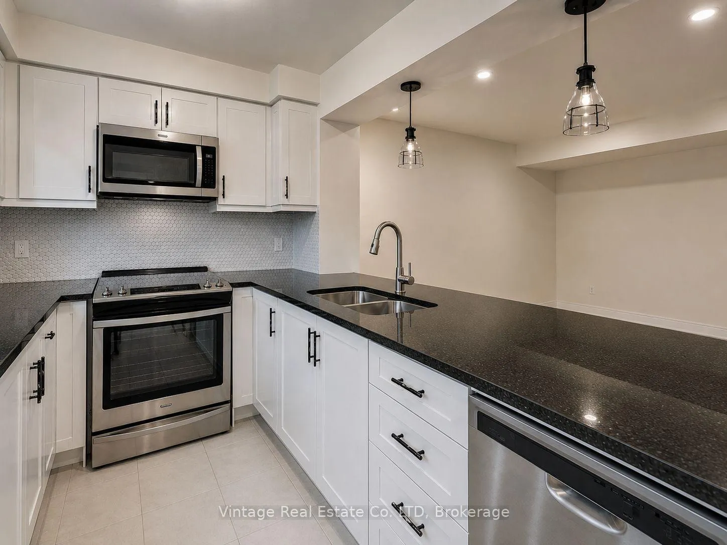 Photo 5 of 126 Christopher Road, Oakville, Glenorchy — HOMEH