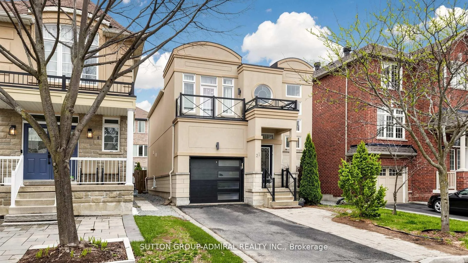 Photo 2 of 27 Asner Avenue, Vaughan, Patterson — HOMEH
