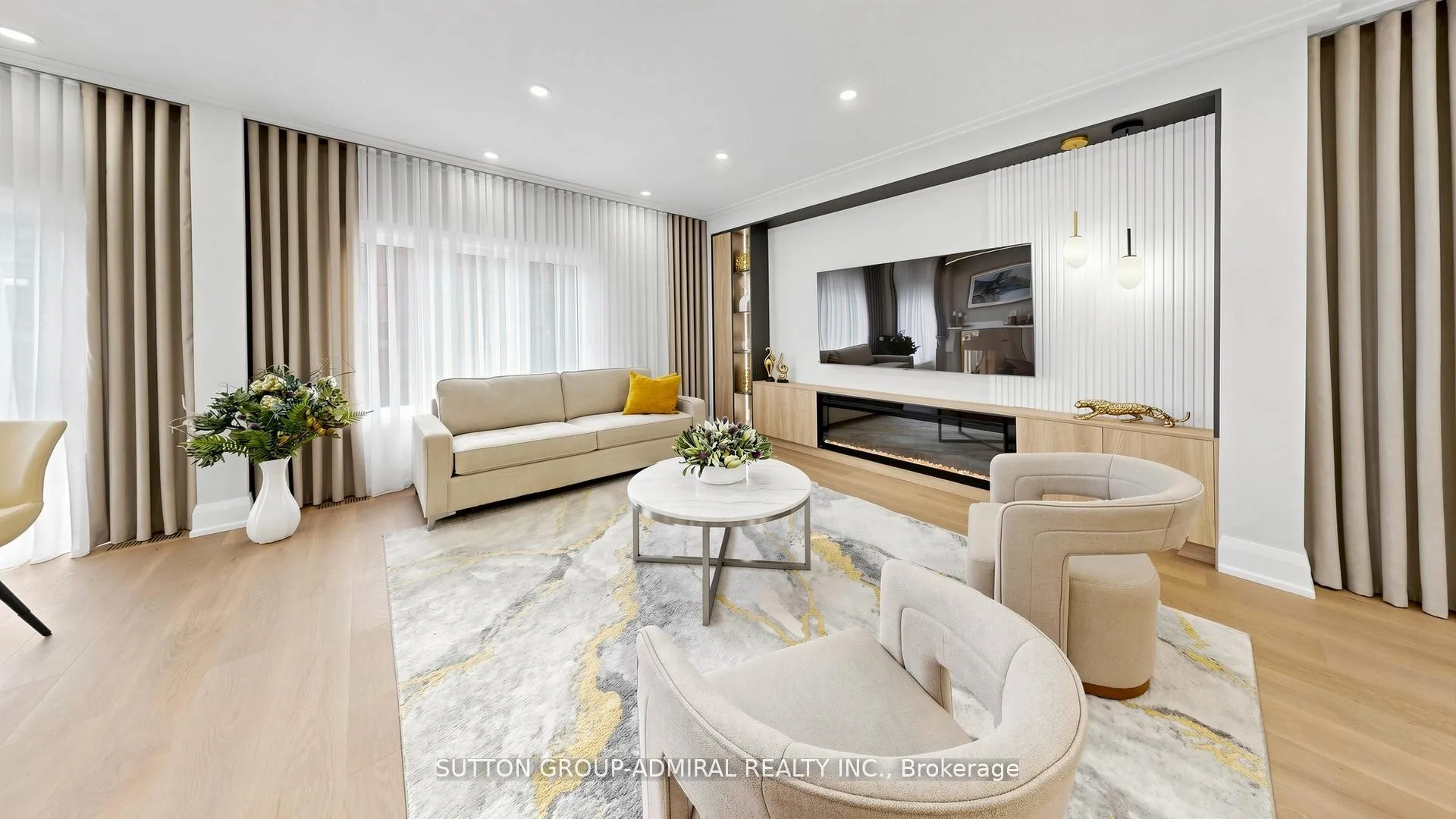Photo 7 of 27 Asner Avenue, Vaughan, Patterson — HOMEH