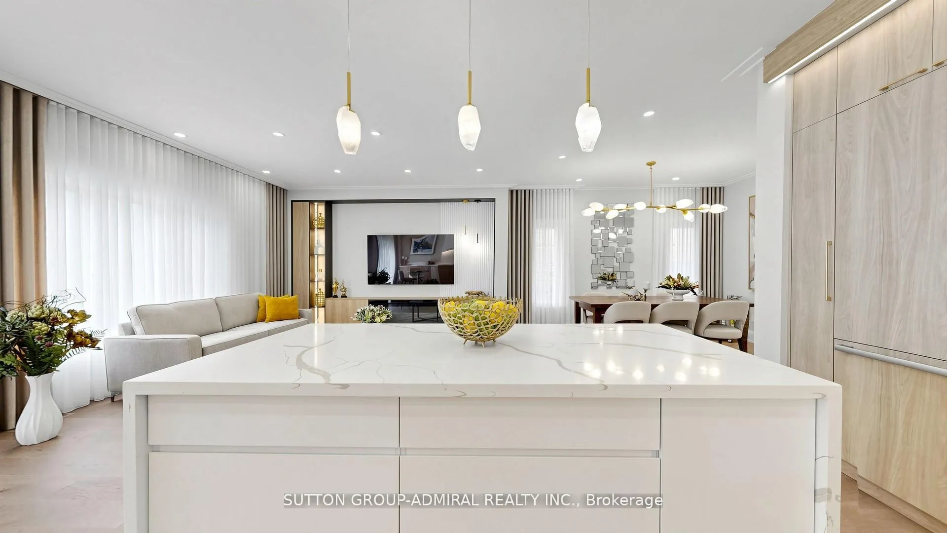 Photo 15 of 27 Asner Avenue, Vaughan, Patterson — HOMEH