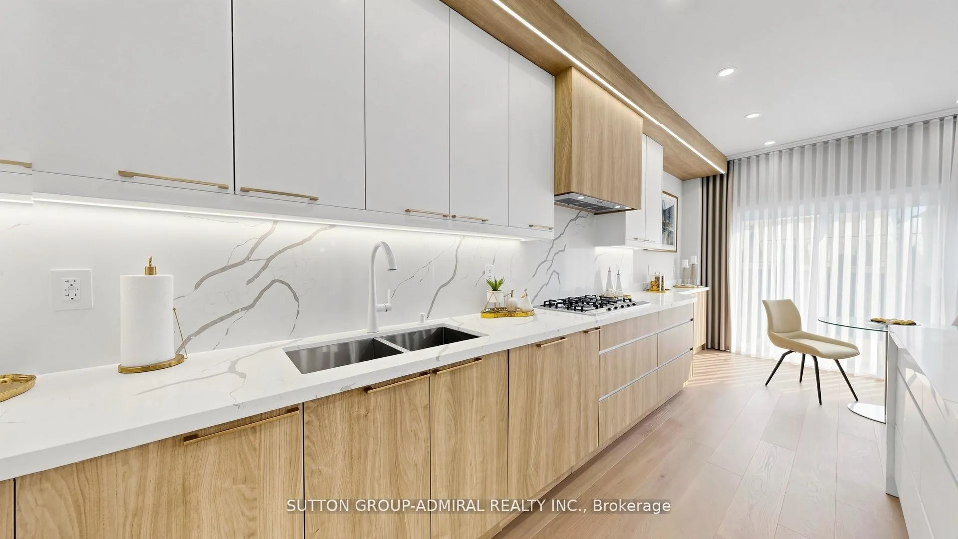 Photo 16 of 27 Asner Avenue, Vaughan, Patterson — HOMEH