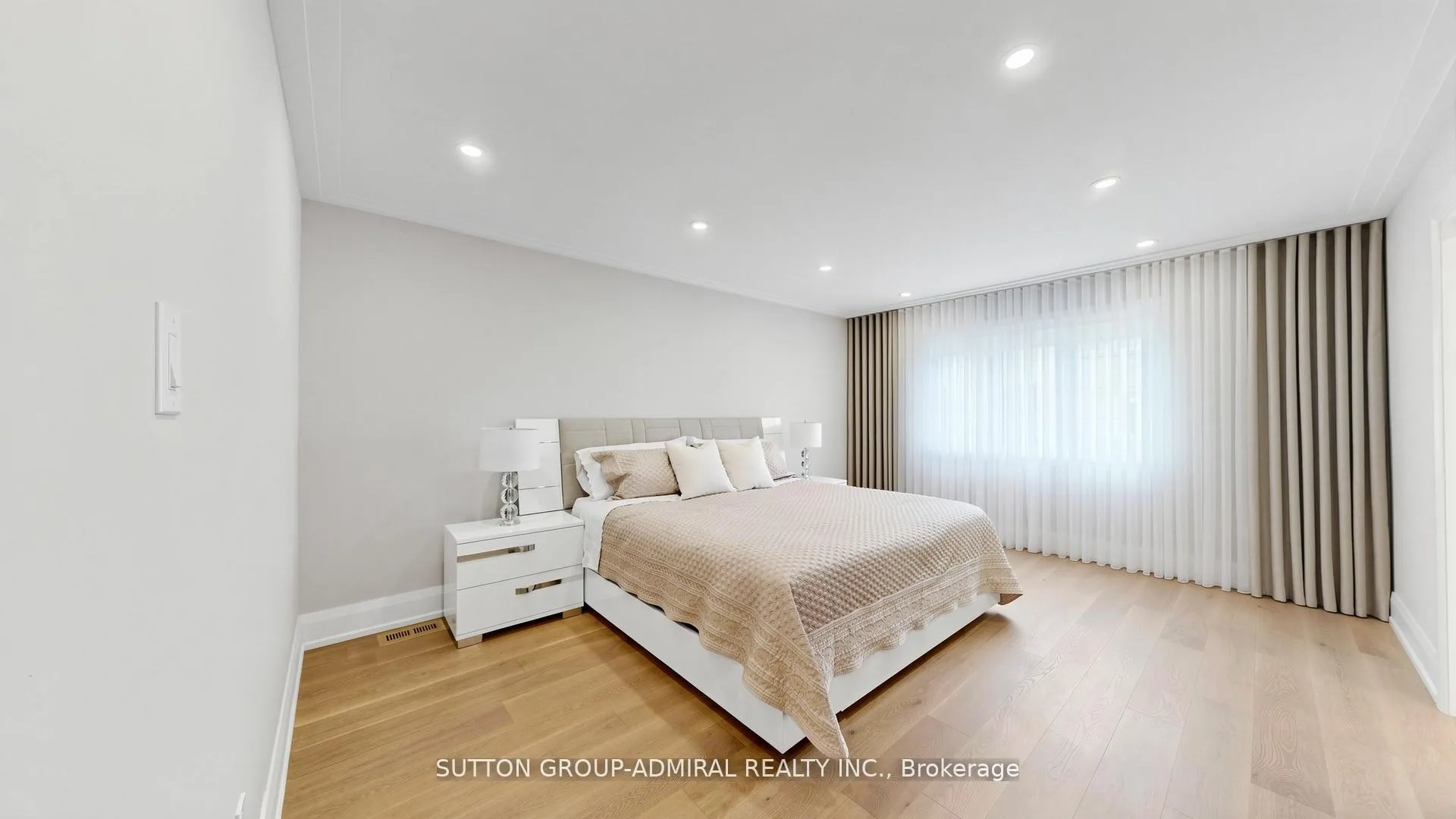 Photo 24 of 27 Asner Avenue, Vaughan, Patterson — HOMEH