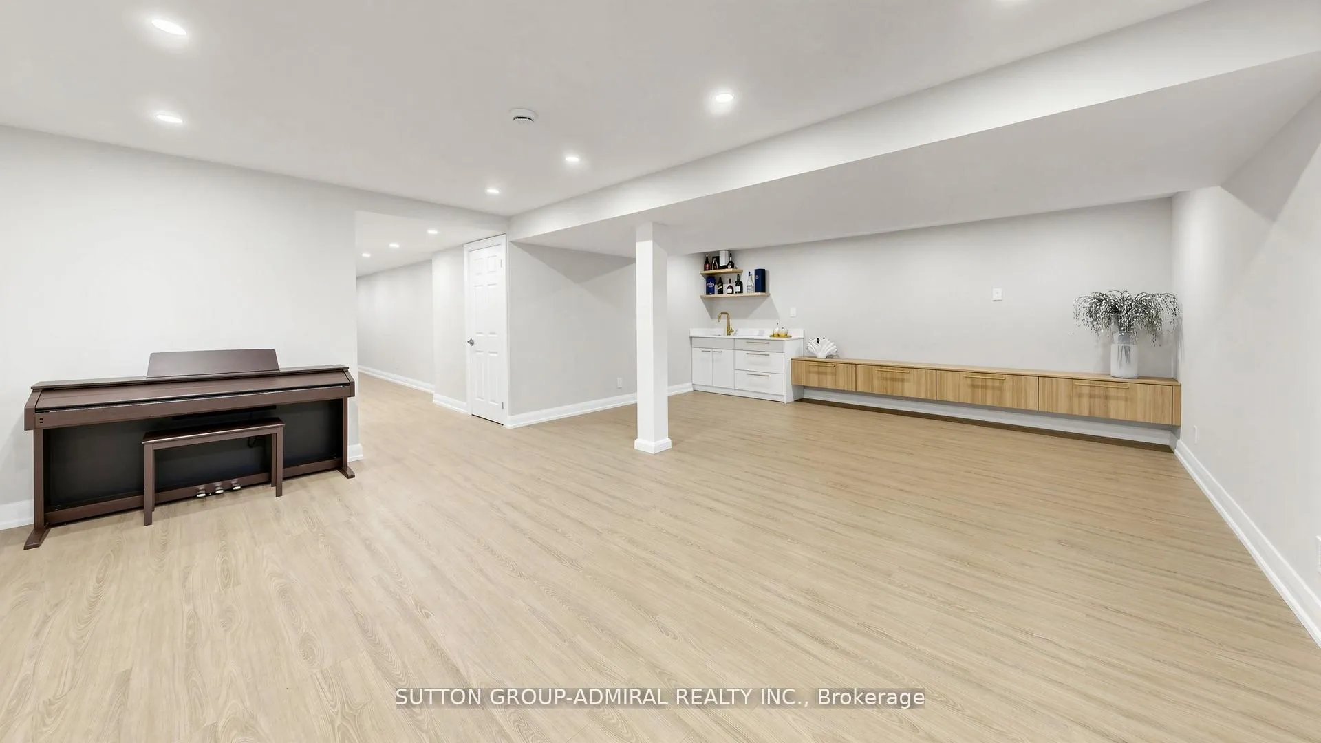 Photo 36 of 27 Asner Avenue, Vaughan, Patterson — HOMEH