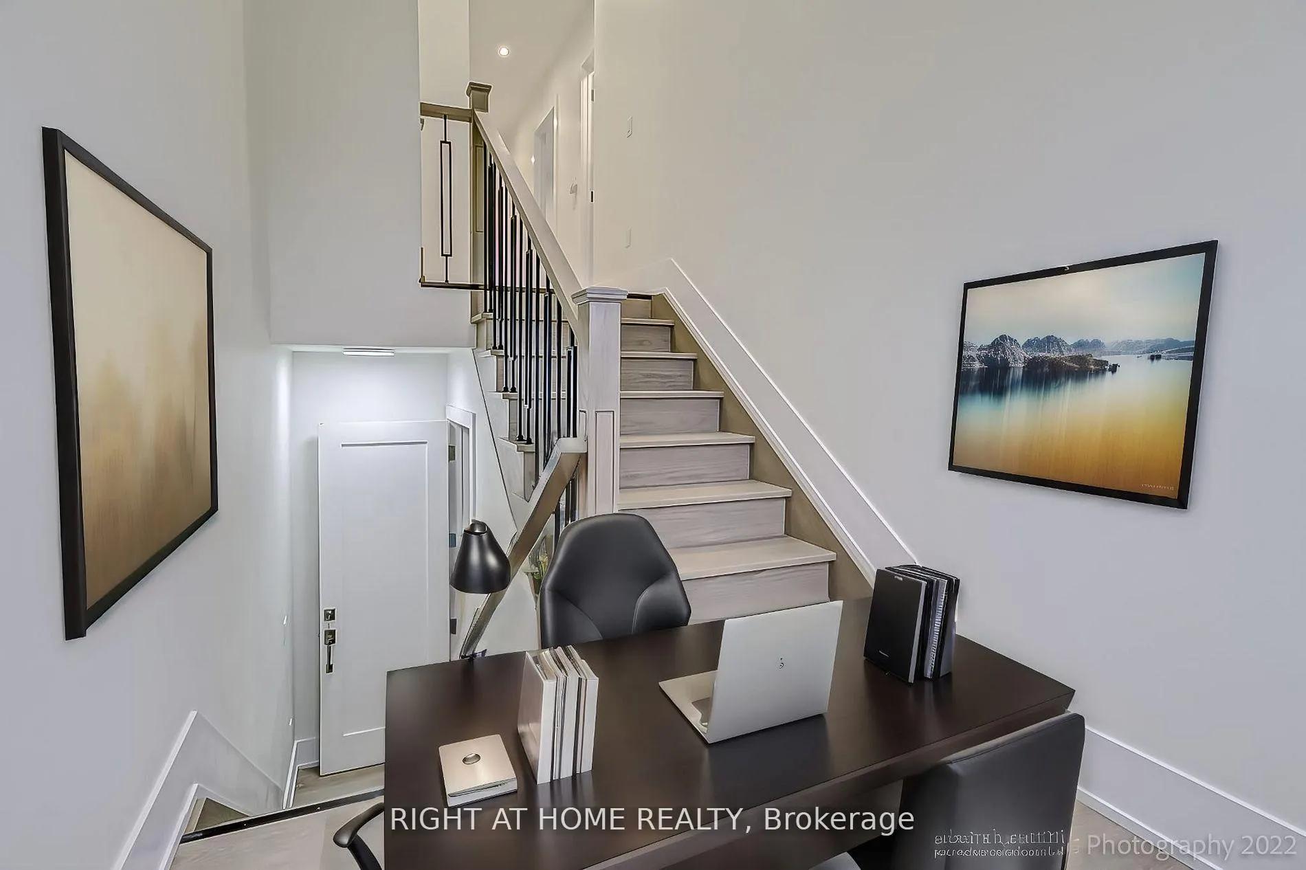 Photo 14 of Unit Upper, 9 Beechwood Avenue, Toronto, Rockcliffe-Smythe — HOMEH