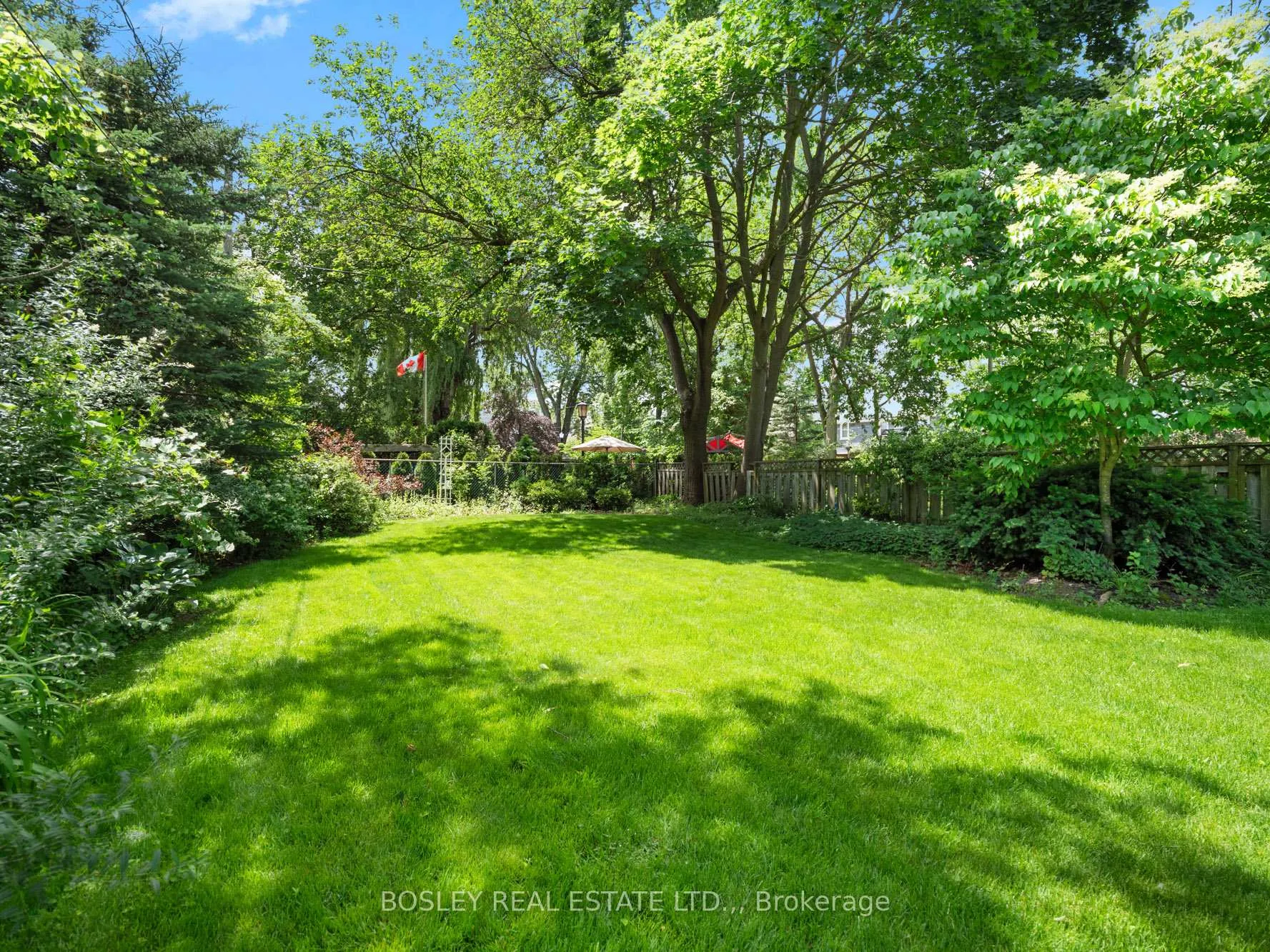 Photo 2 of 4 Ridgewood Road, St. Catharines, Old Glenridge — HOMEH