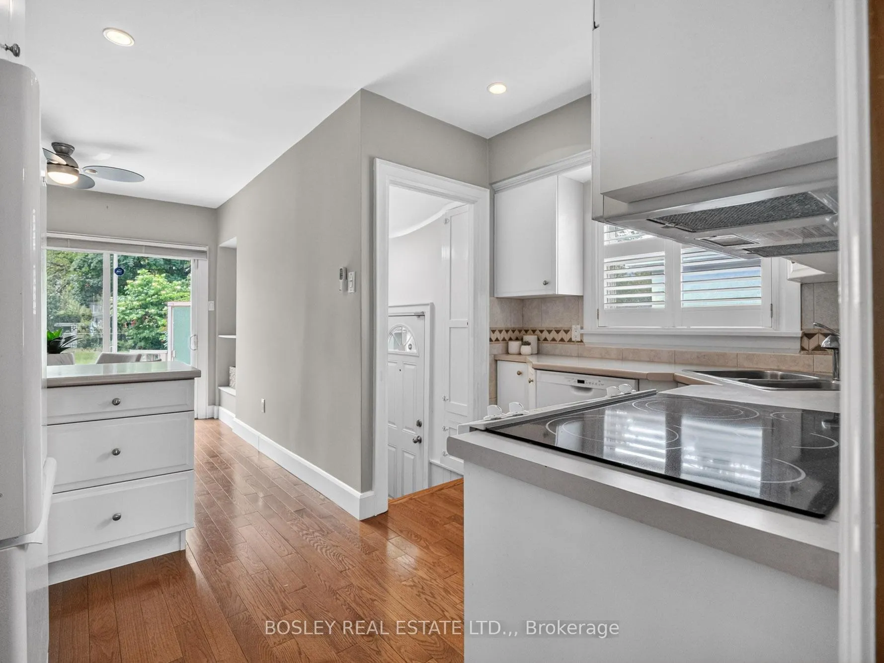 Photo 9 of 4 Ridgewood Road, St. Catharines, Old Glenridge — HOMEH
