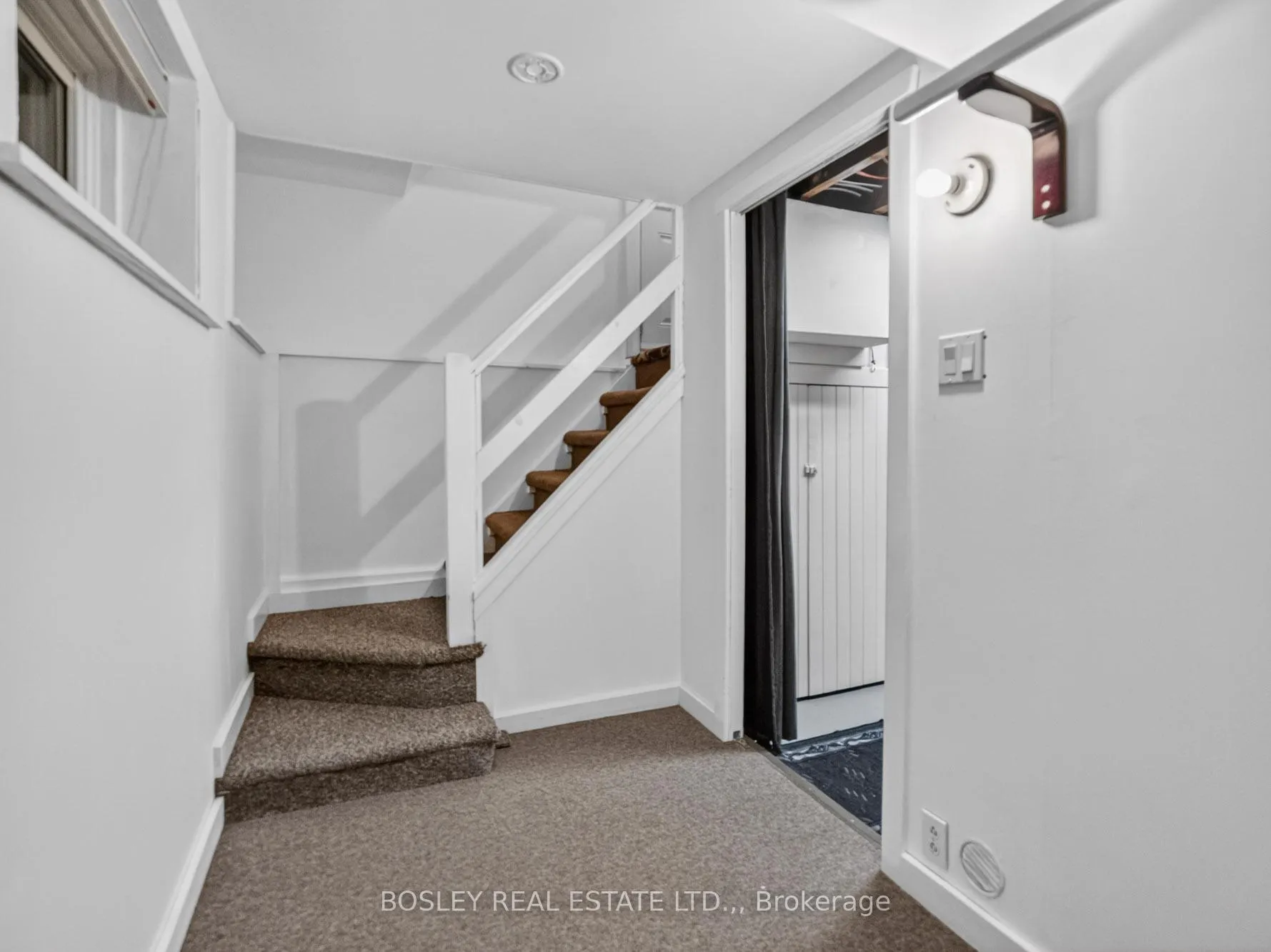 Photo 18 of 4 Ridgewood Road, St. Catharines, Old Glenridge — HOMEH