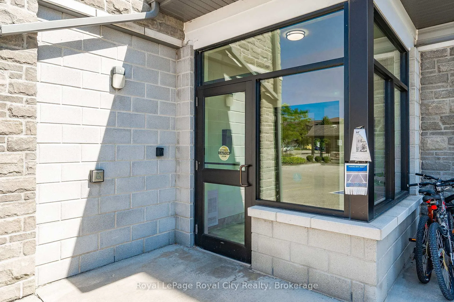 Photo 3 of Unit 304, 64 Frederick Drive, Guelph, Pineridge/Westminster Woods — HOMEH