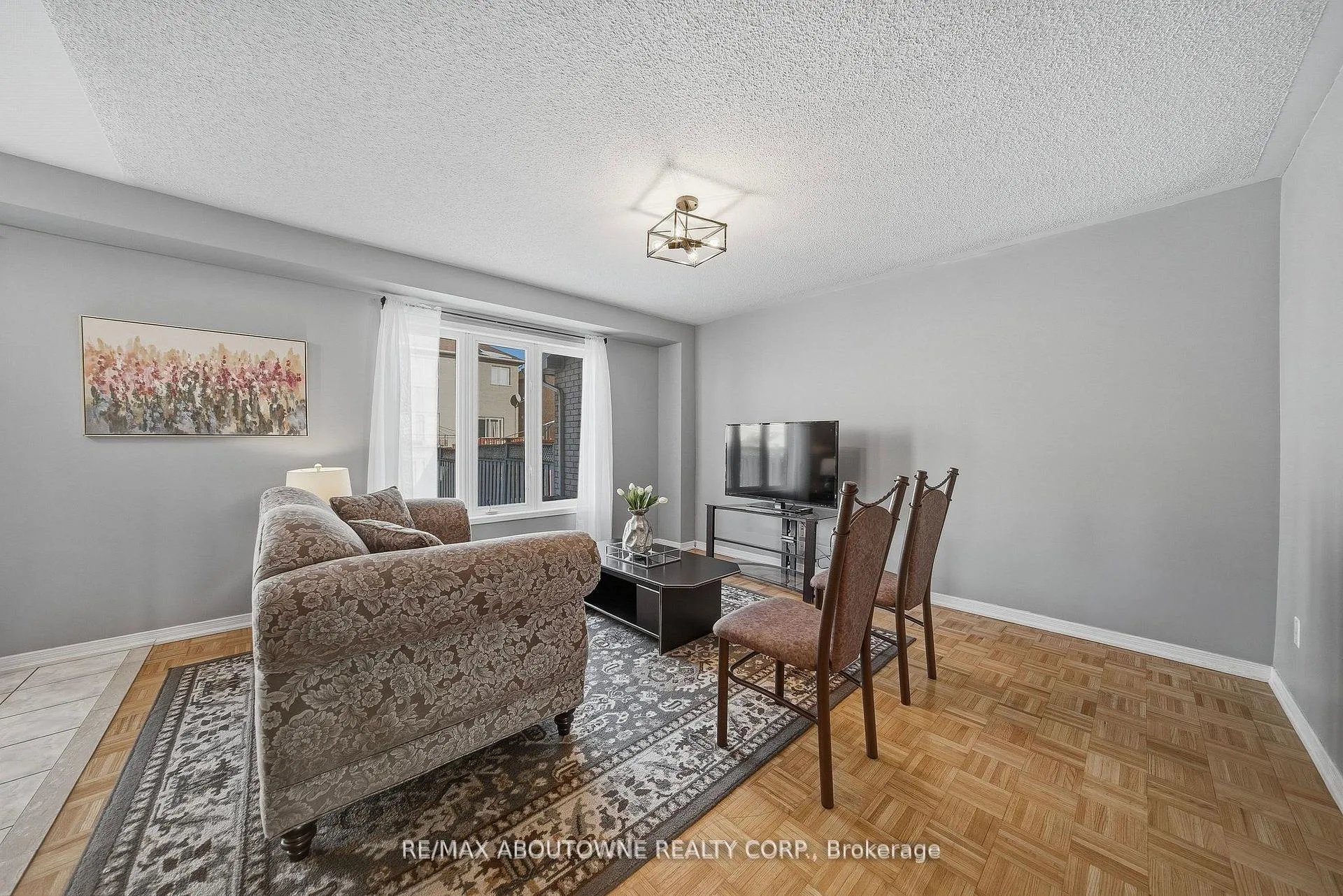 Photo 11 of 23 Arabia Gate, Brampton, Sandringham-Wellington — HOMEH