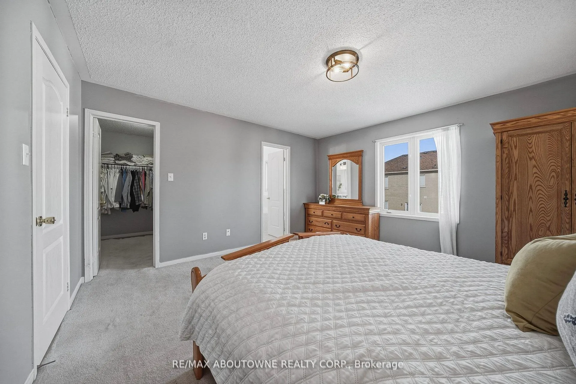 Photo 20 of 23 Arabia Gate, Brampton, Sandringham-Wellington — HOMEH