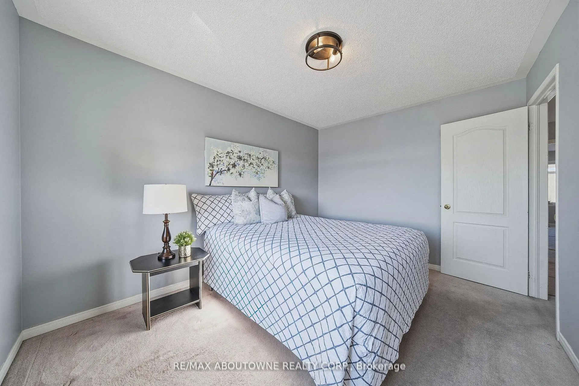Photo 26 of 23 Arabia Gate, Brampton, Sandringham-Wellington — HOMEH
