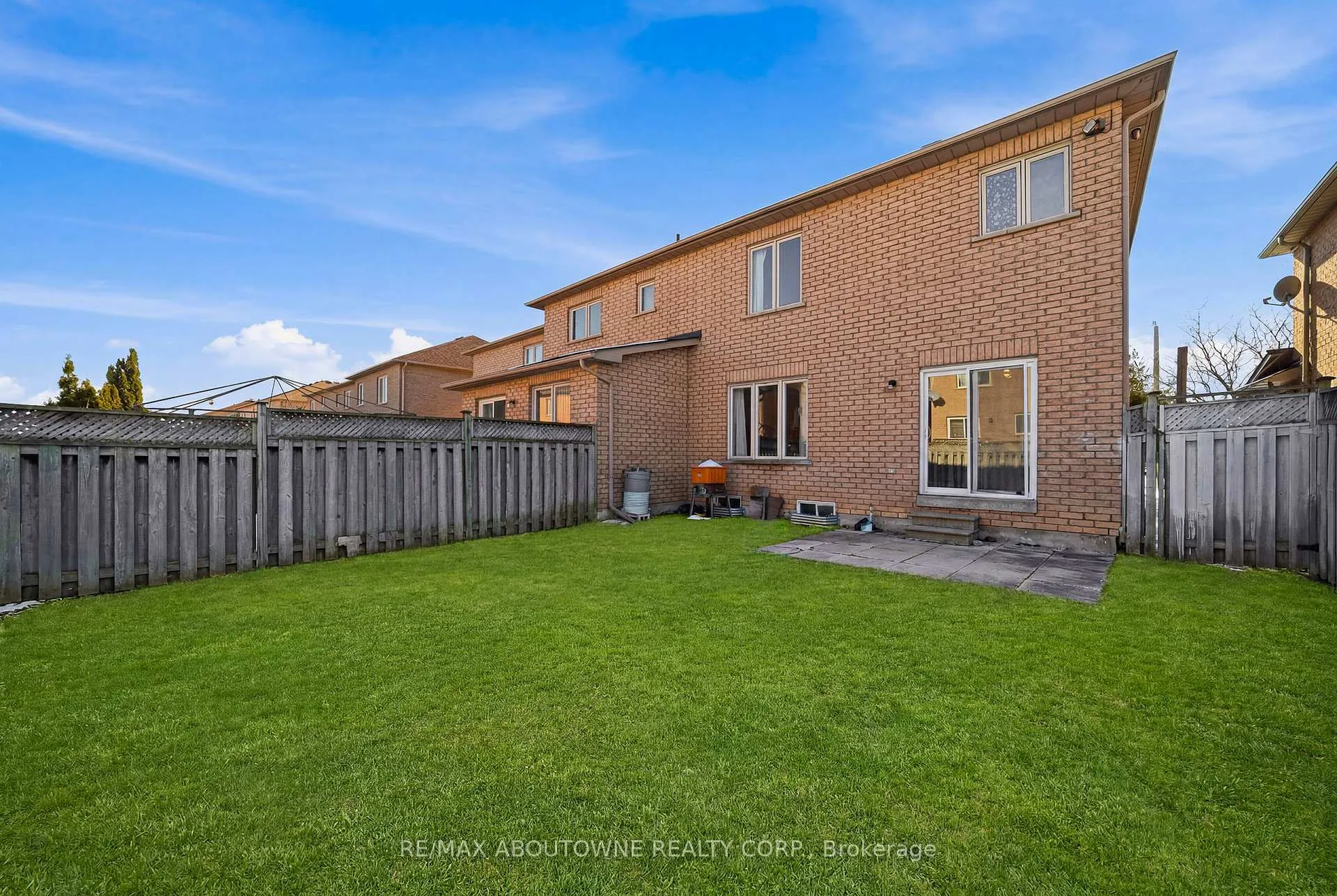 Photo 39 of 23 Arabia Gate, Brampton, Sandringham-Wellington — HOMEH