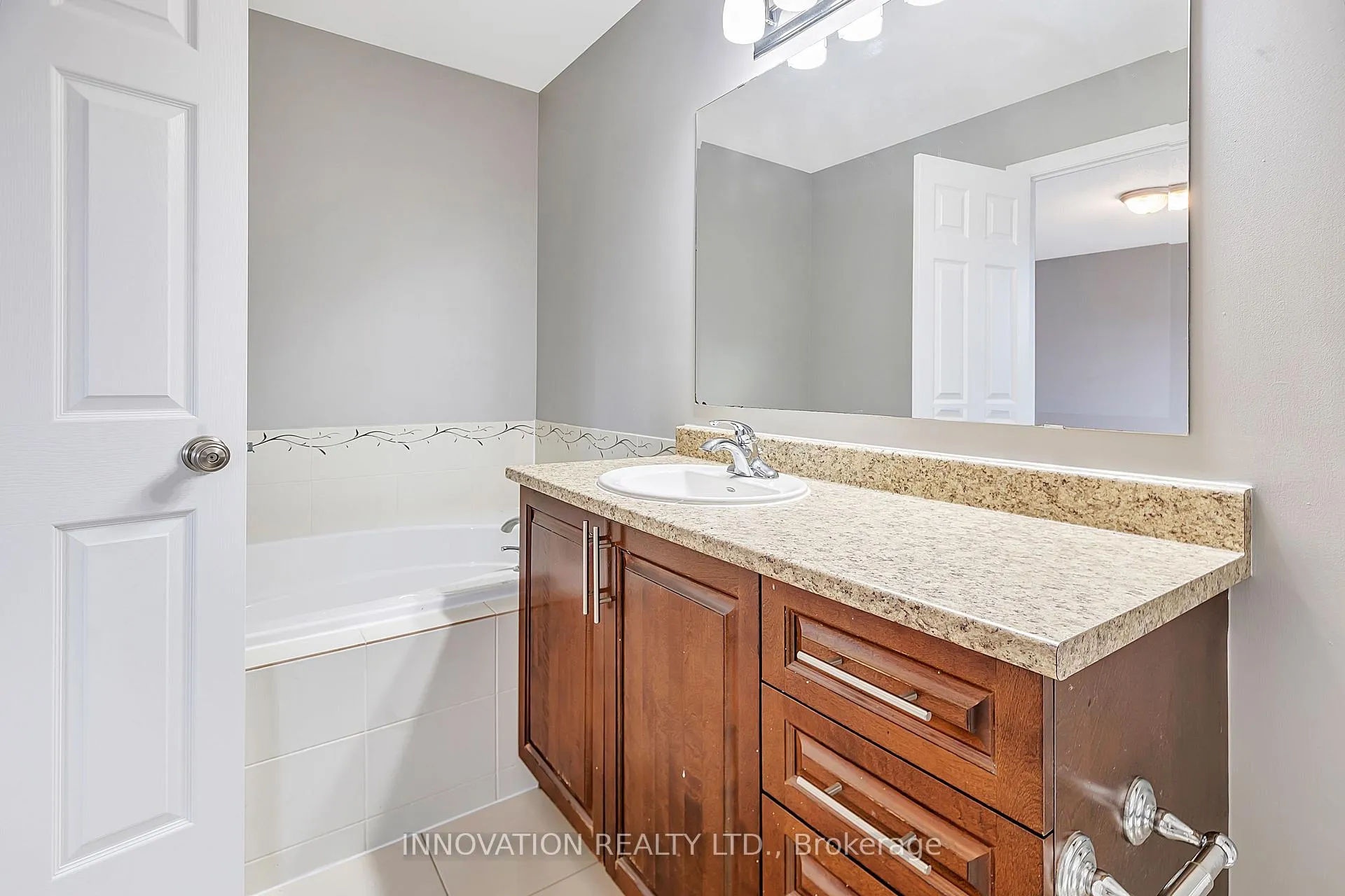 Photo 21 of 126 Garrity Crescent, Ottawa, Barrhaven - Strandherd — HOMEH