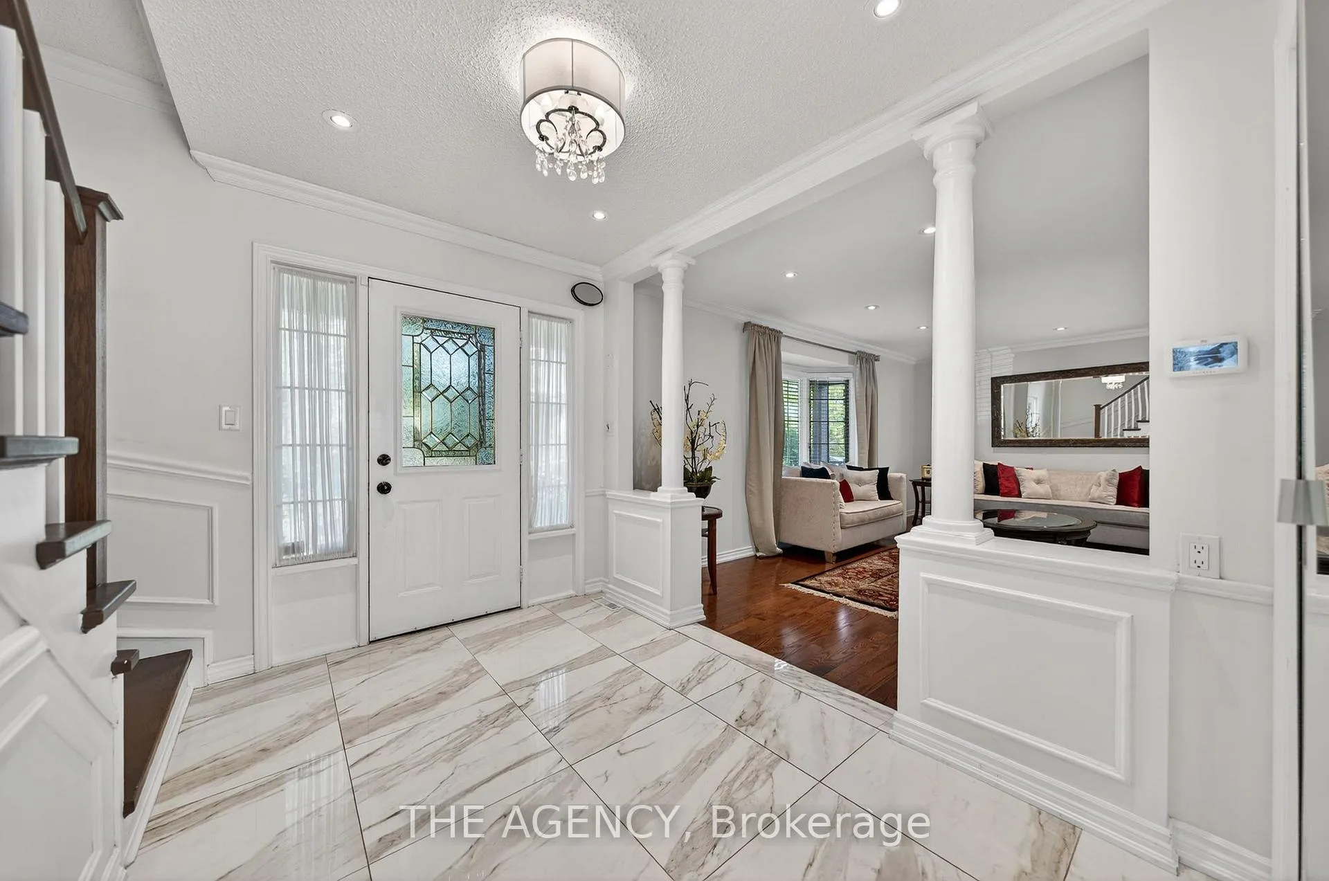 Photo 8 of 5 Mays Crescent, Hamilton, Waterdown — HOMEH