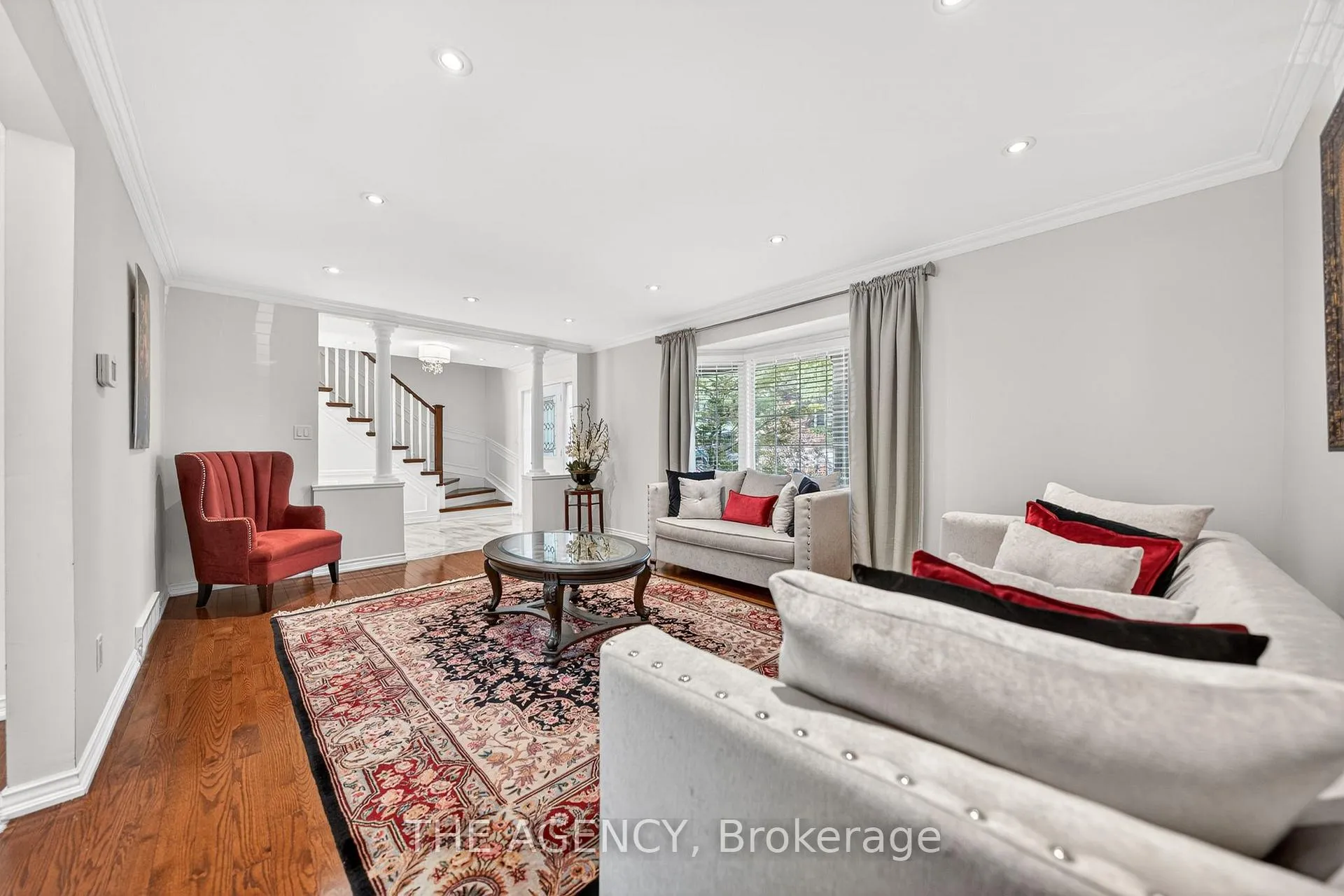Photo 12 of 5 Mays Crescent, Hamilton, Waterdown — HOMEH