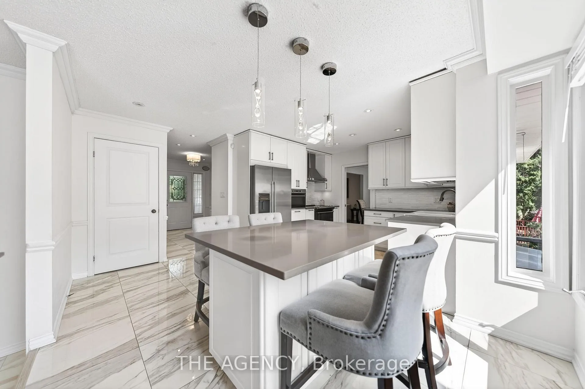 Photo 15 of 5 Mays Crescent, Hamilton, Waterdown — HOMEH