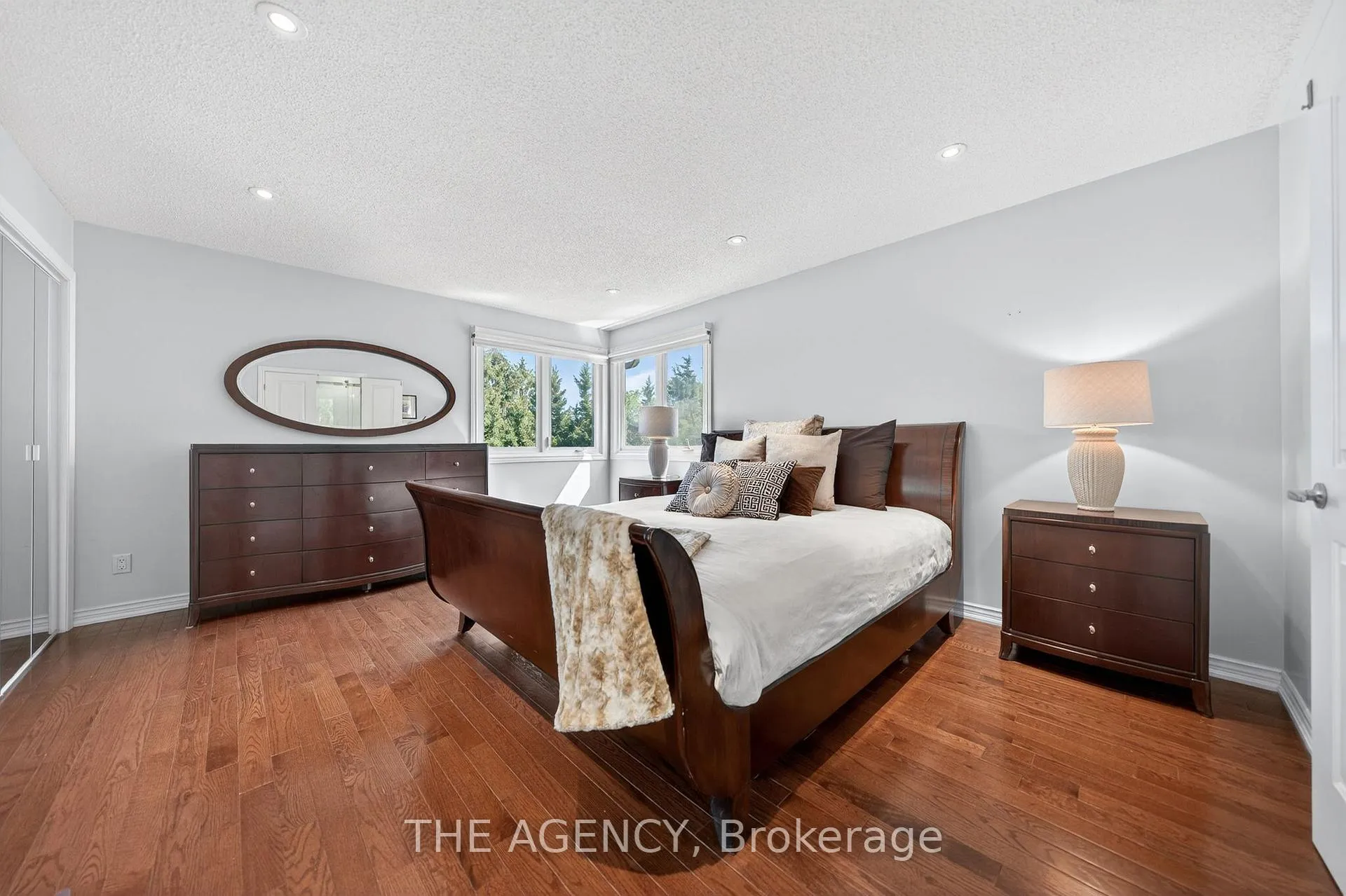 Photo 27 of 5 Mays Crescent, Hamilton, Waterdown — HOMEH