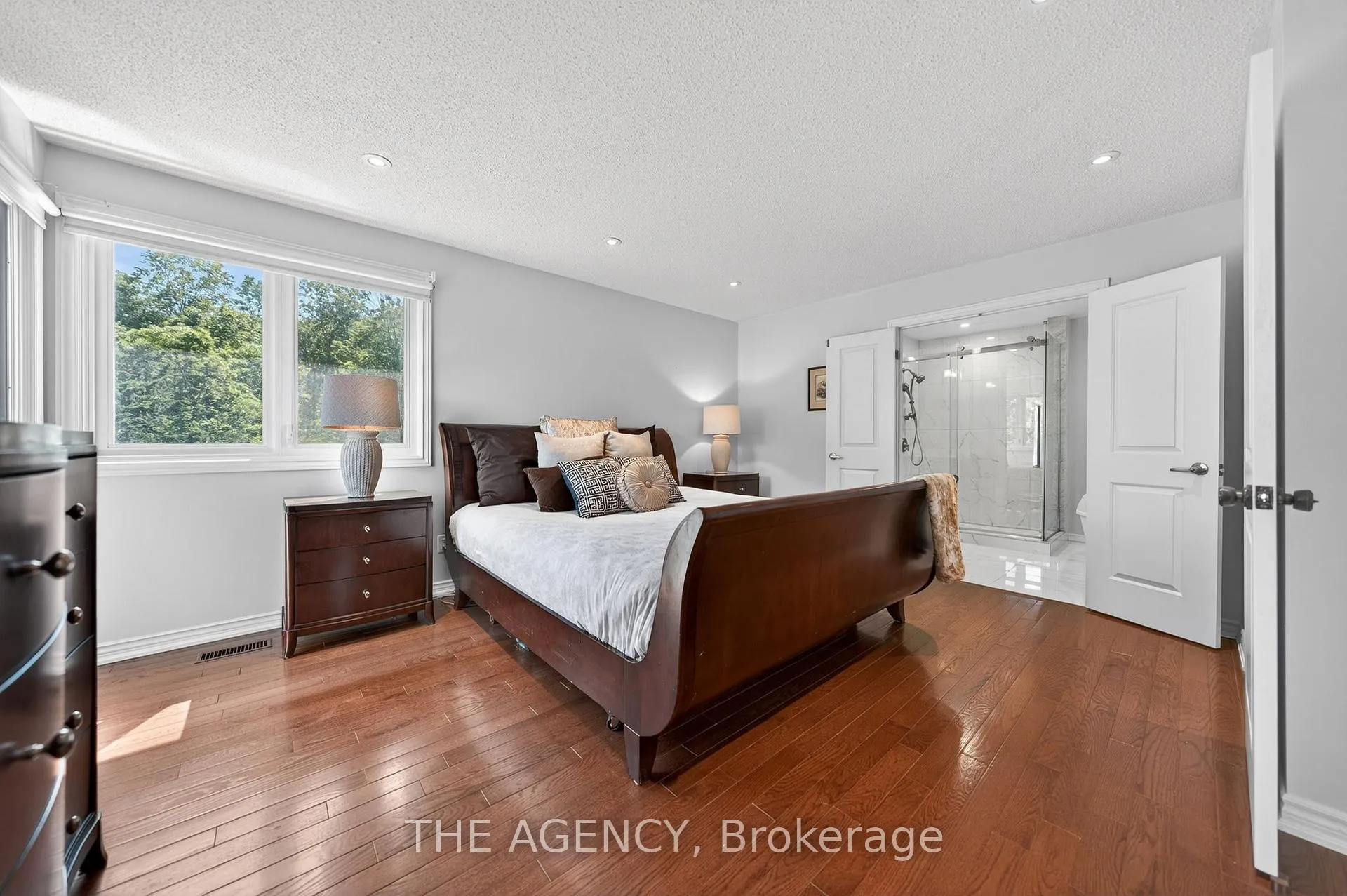 Photo 28 of 5 Mays Crescent, Hamilton, Waterdown — HOMEH