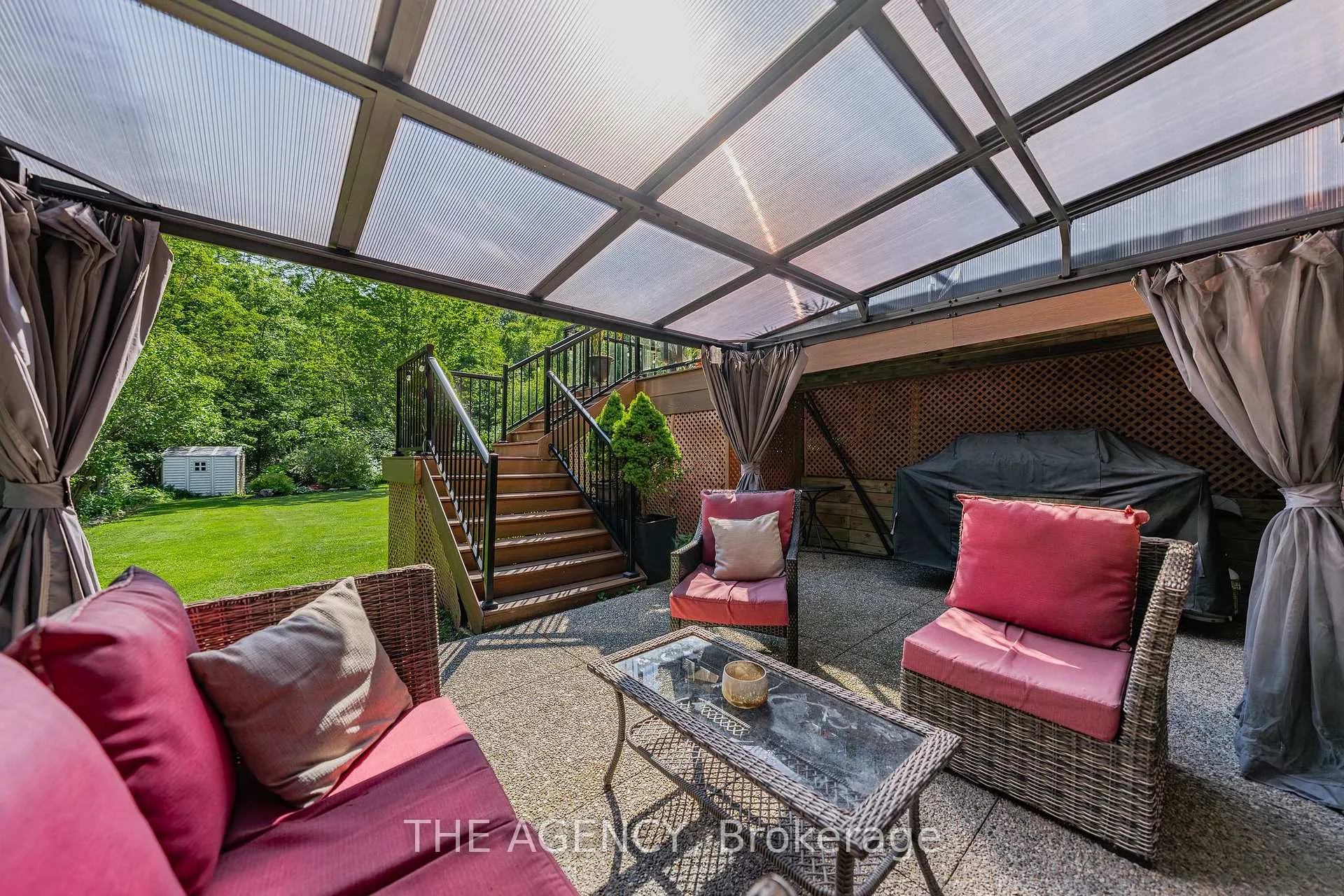 Photo 35 of 5 Mays Crescent, Hamilton, Waterdown — HOMEH