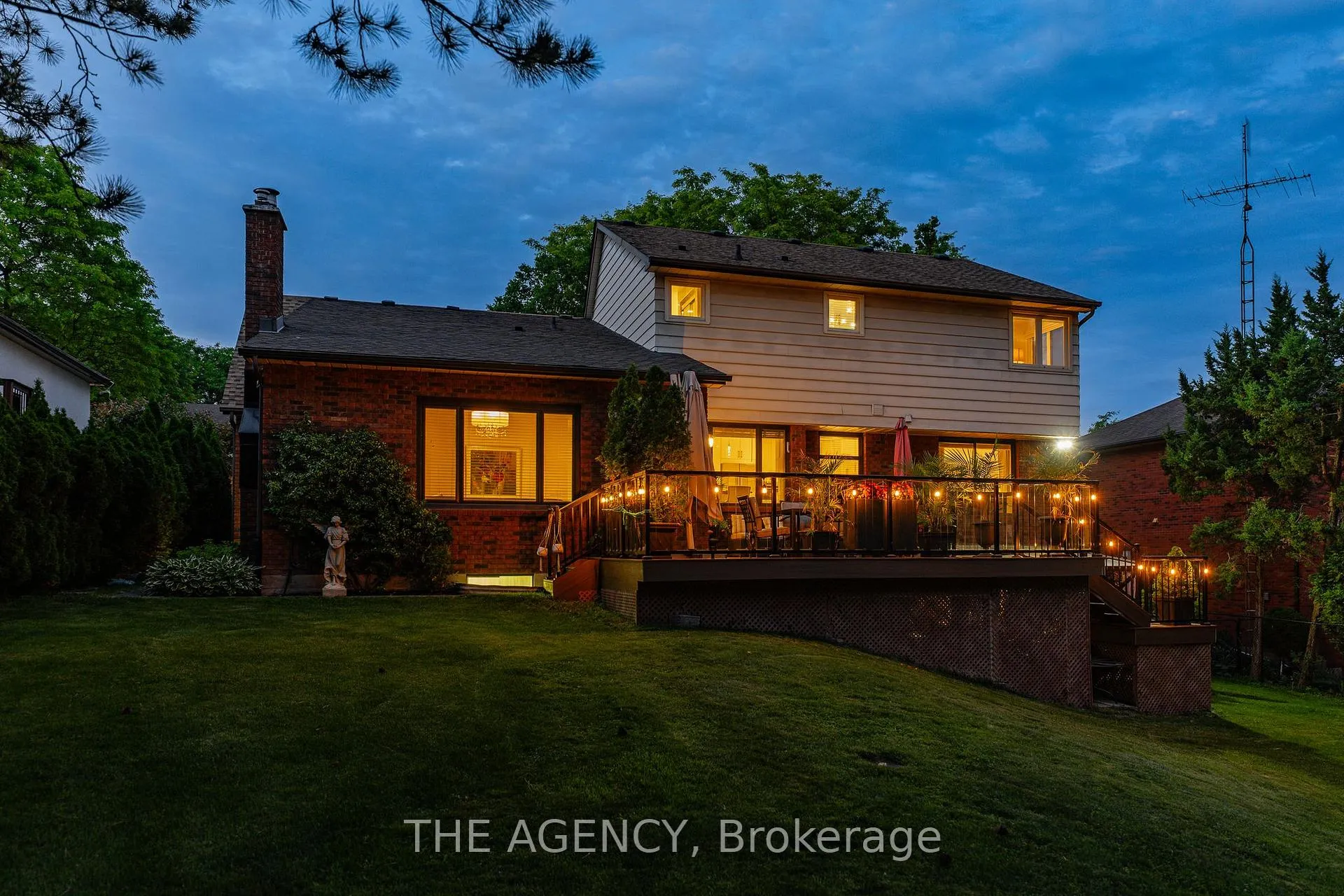 Photo 44 of 5 Mays Crescent, Hamilton, Waterdown — HOMEH