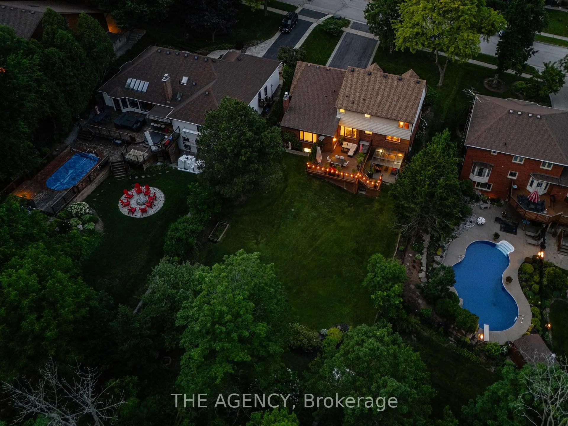 Photo 48 of 5 Mays Crescent, Hamilton, Waterdown — HOMEH
