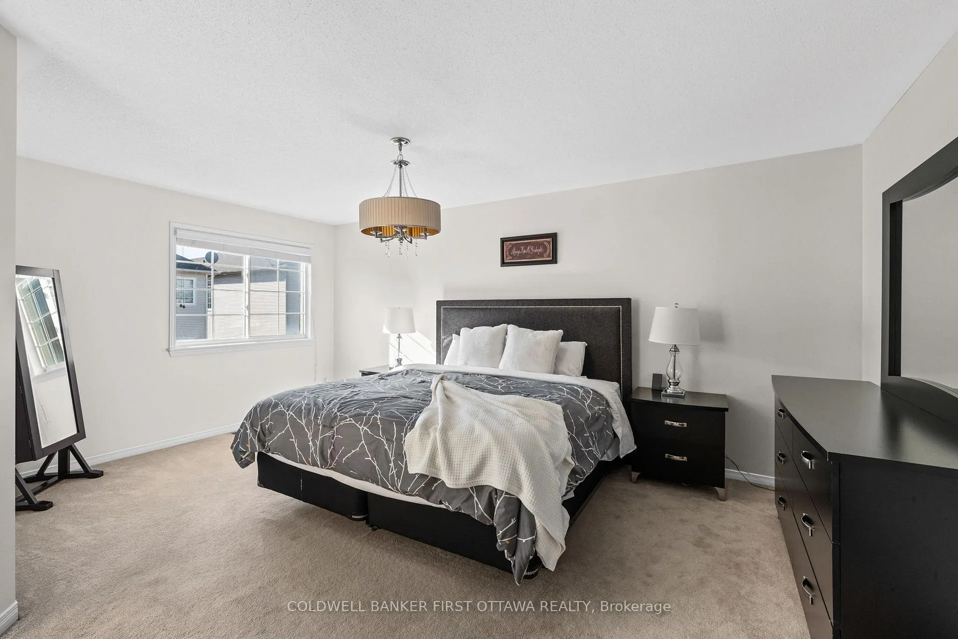 Photo 22 of 20 Fieldberry Private, Ottawa, Barrhaven - Stonebridge — HOMEH