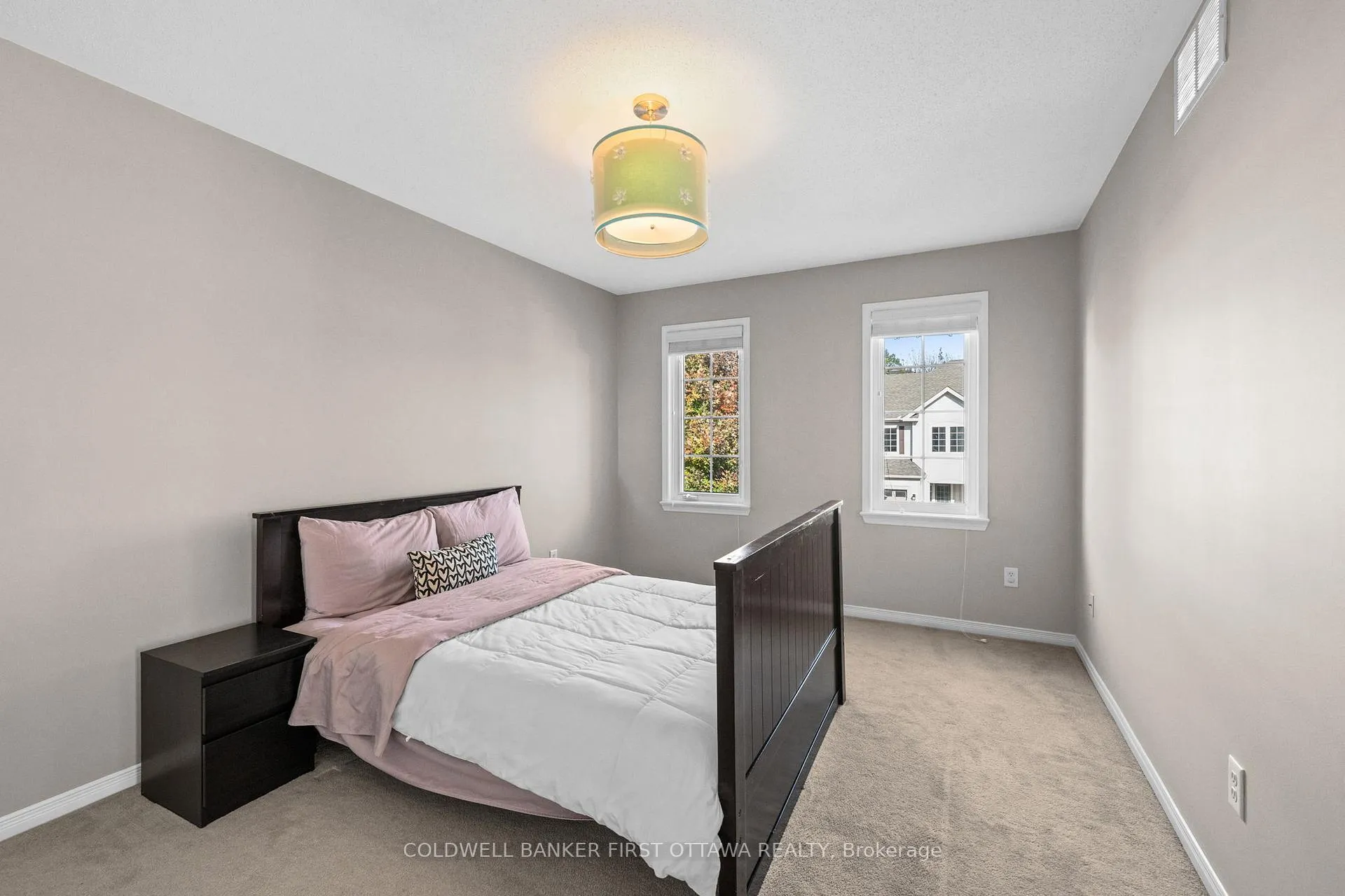 Photo 27 of 20 Fieldberry Private, Ottawa, Barrhaven - Stonebridge — HOMEH