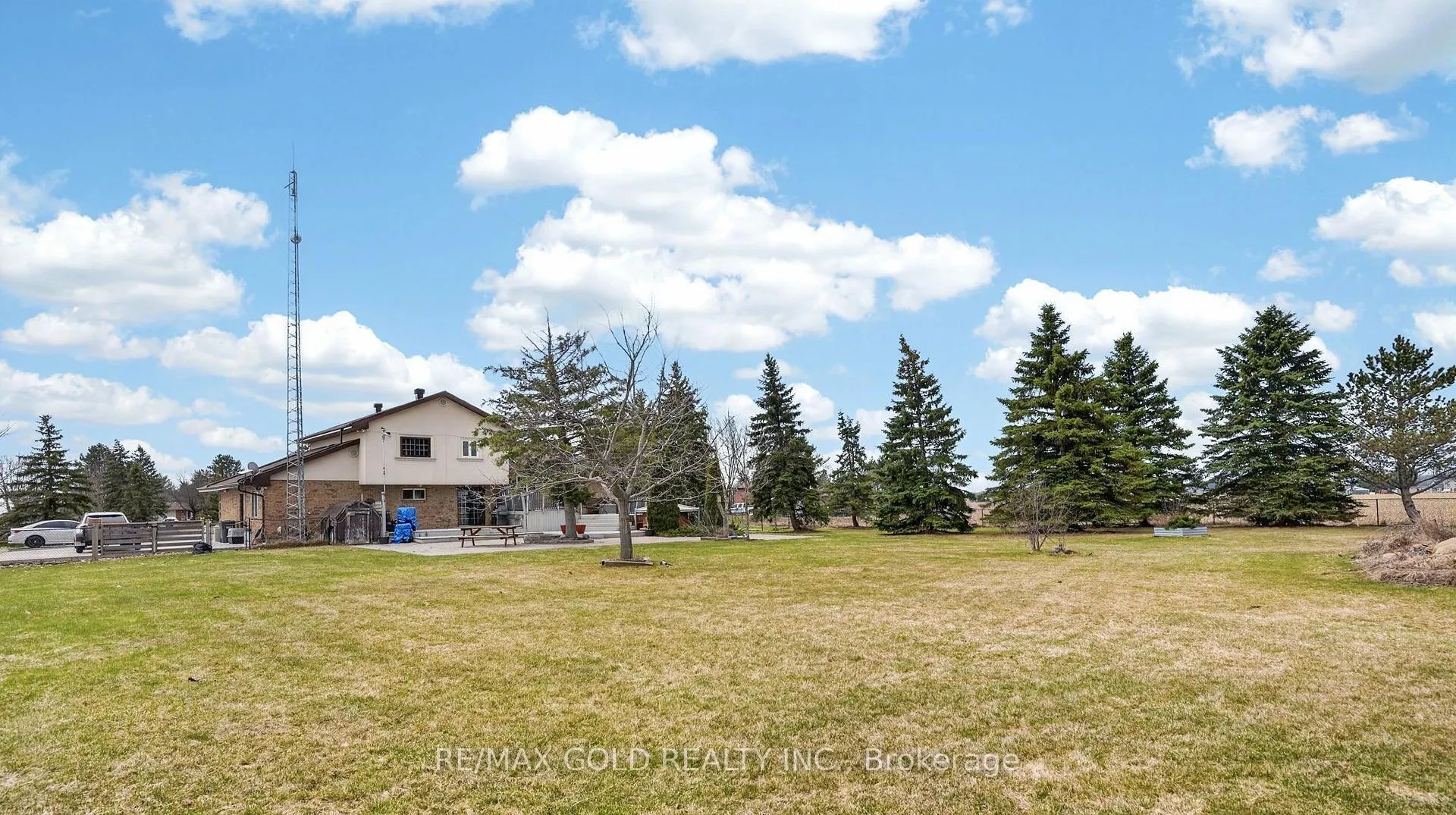 Photo 35 of 752 Old School Road, Caledon, Rural Caledon — HOMEH